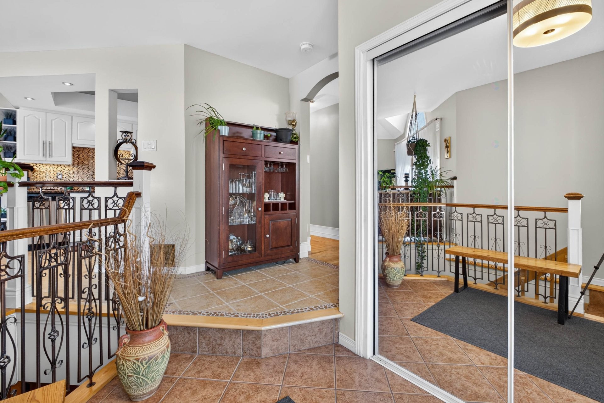 









532


Rue Davidson E.

,
Gatineau (Gatineau),




QC
J8R2V7

