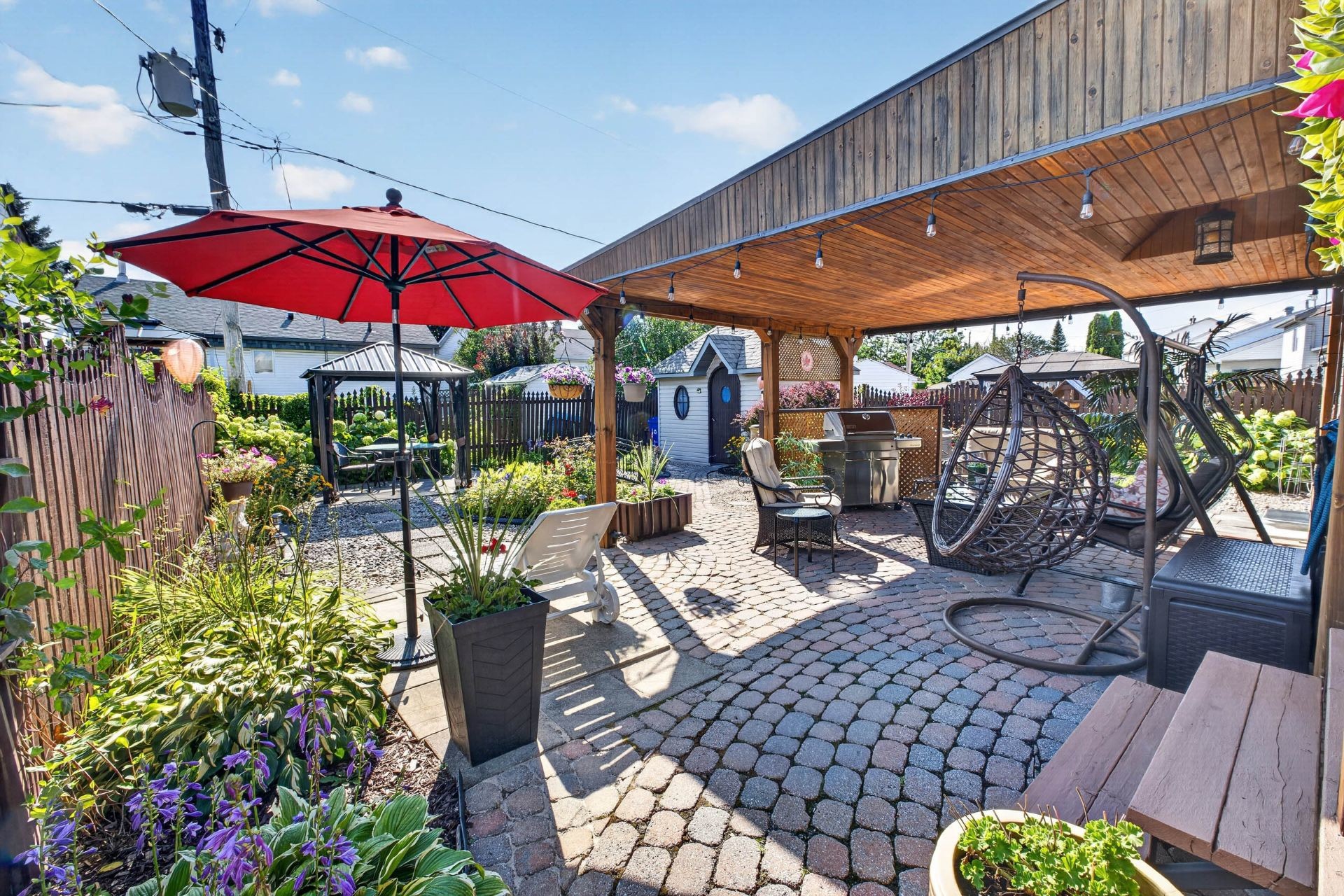 









532


Rue Davidson E.

,
Gatineau (Gatineau),




QC
J8R2V7

