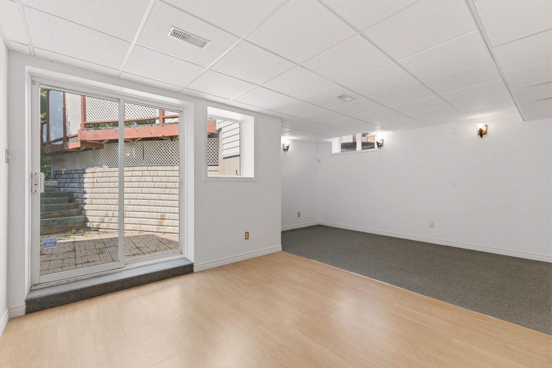 









251


Rue de la Côte-des-Neiges

,
Gatineau (Gatineau),




QC
J8V2S7

