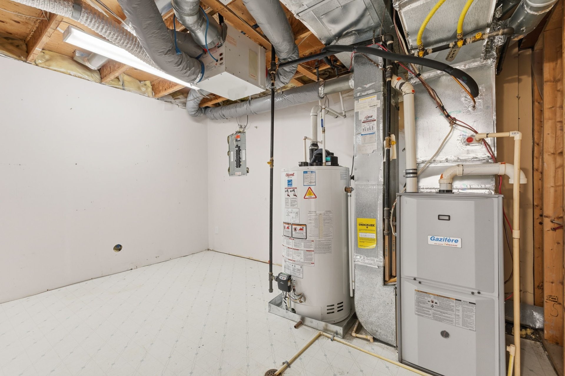 









251


Rue de la Côte-des-Neiges

,
Gatineau (Gatineau),




QC
J8V2S7

