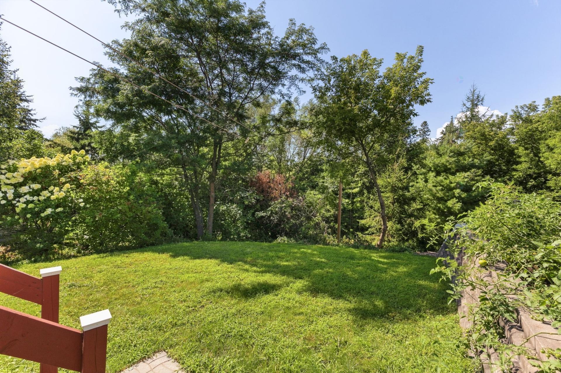 









251


Rue de la Côte-des-Neiges

,
Gatineau (Gatineau),




QC
J8V2S7

