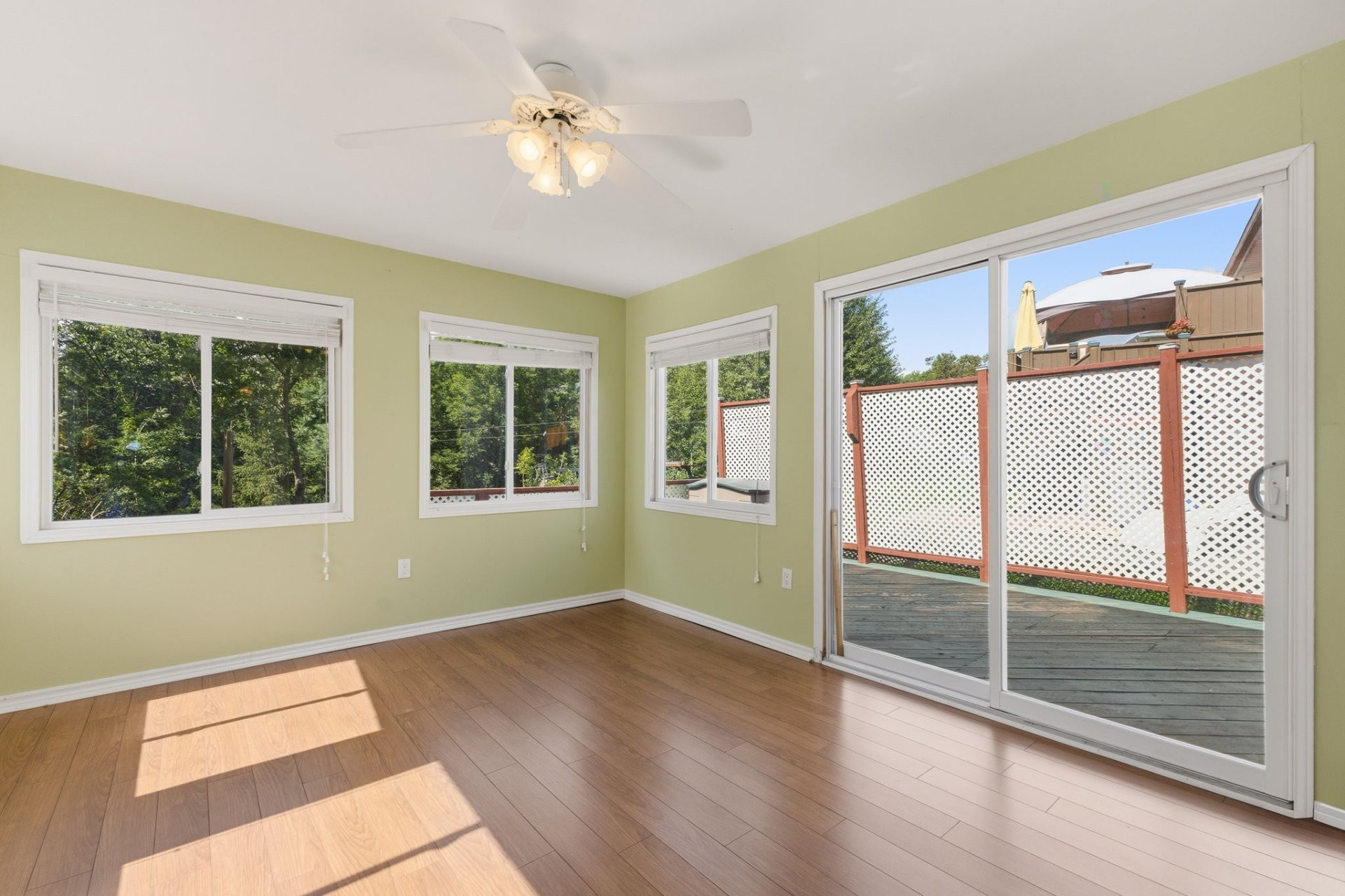 









251


Rue de la Côte-des-Neiges

,
Gatineau (Gatineau),




QC
J8V2S7

