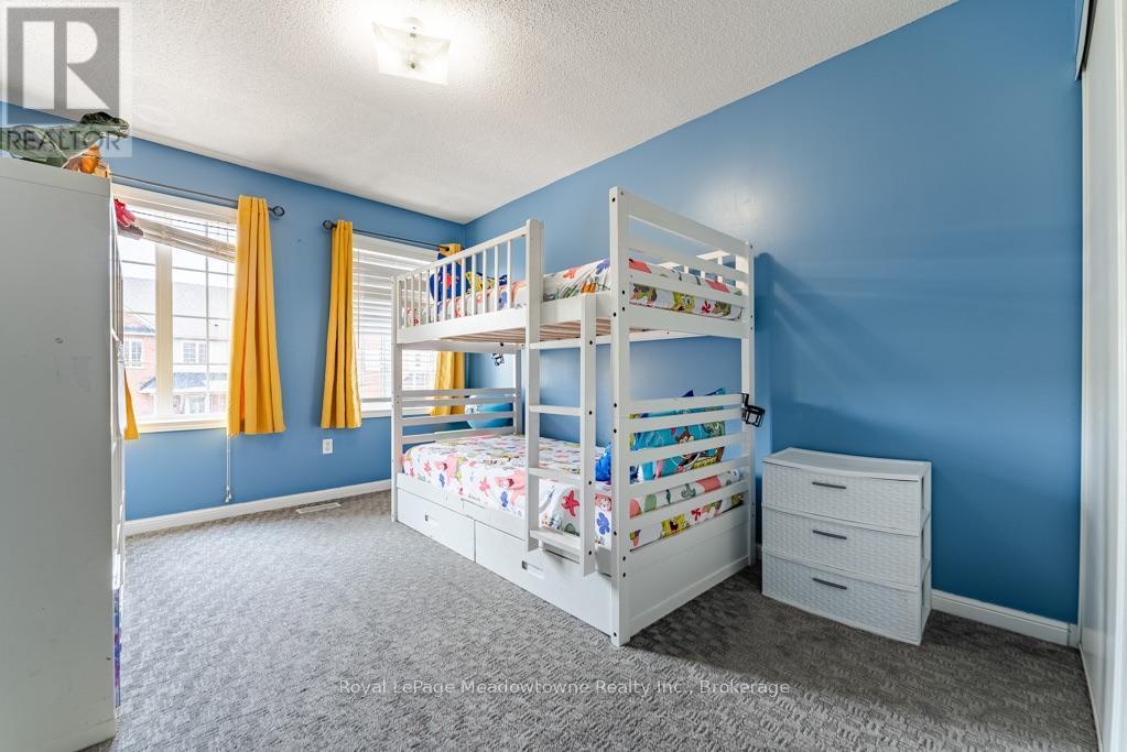 












166 PANTON TRAIL

,
Milton (DE Dempsey),




Ontario
L9T6K4

