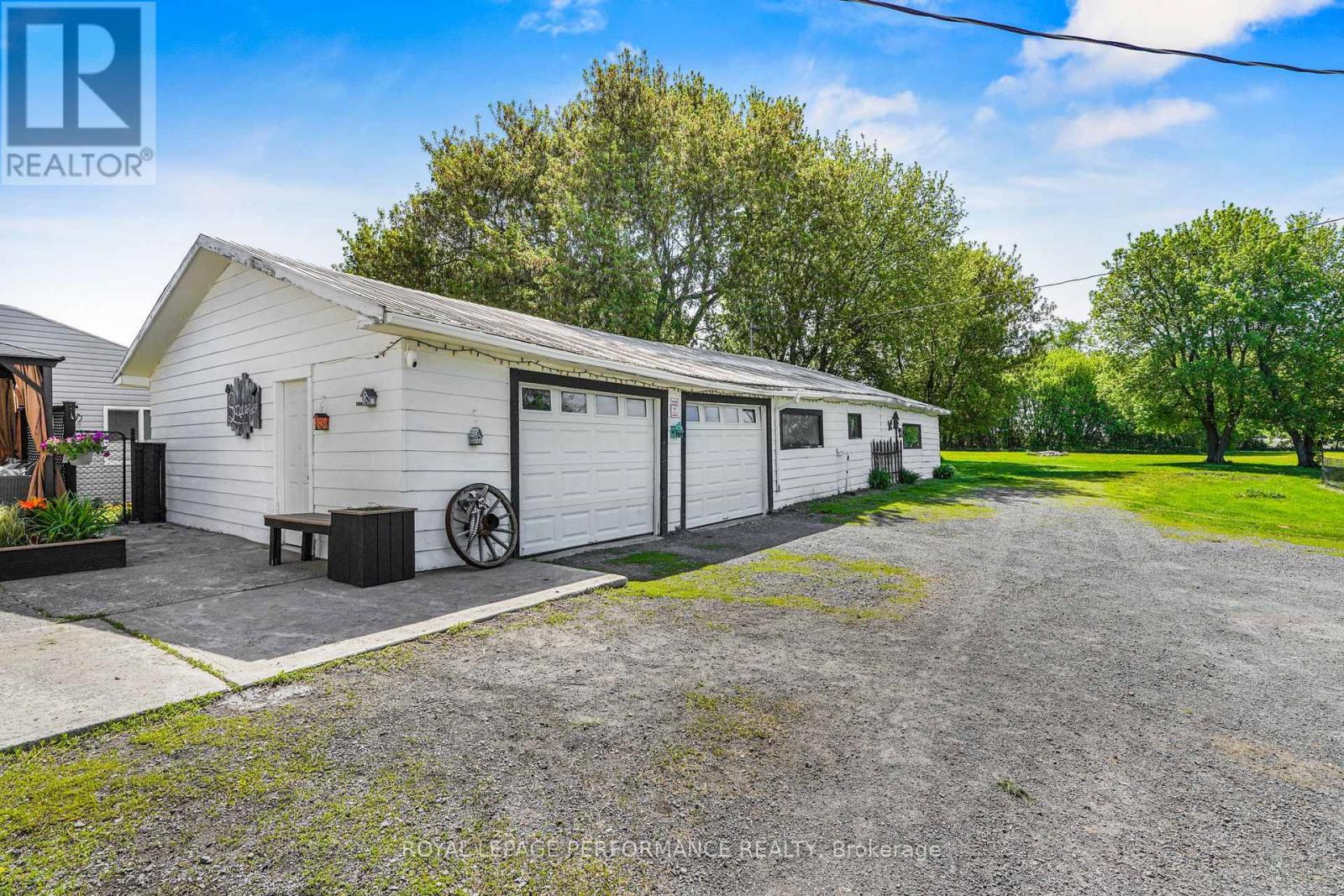 












1183 ROUTE 900 EAST E

,
The Nation,




Ontario
K0A3C0

