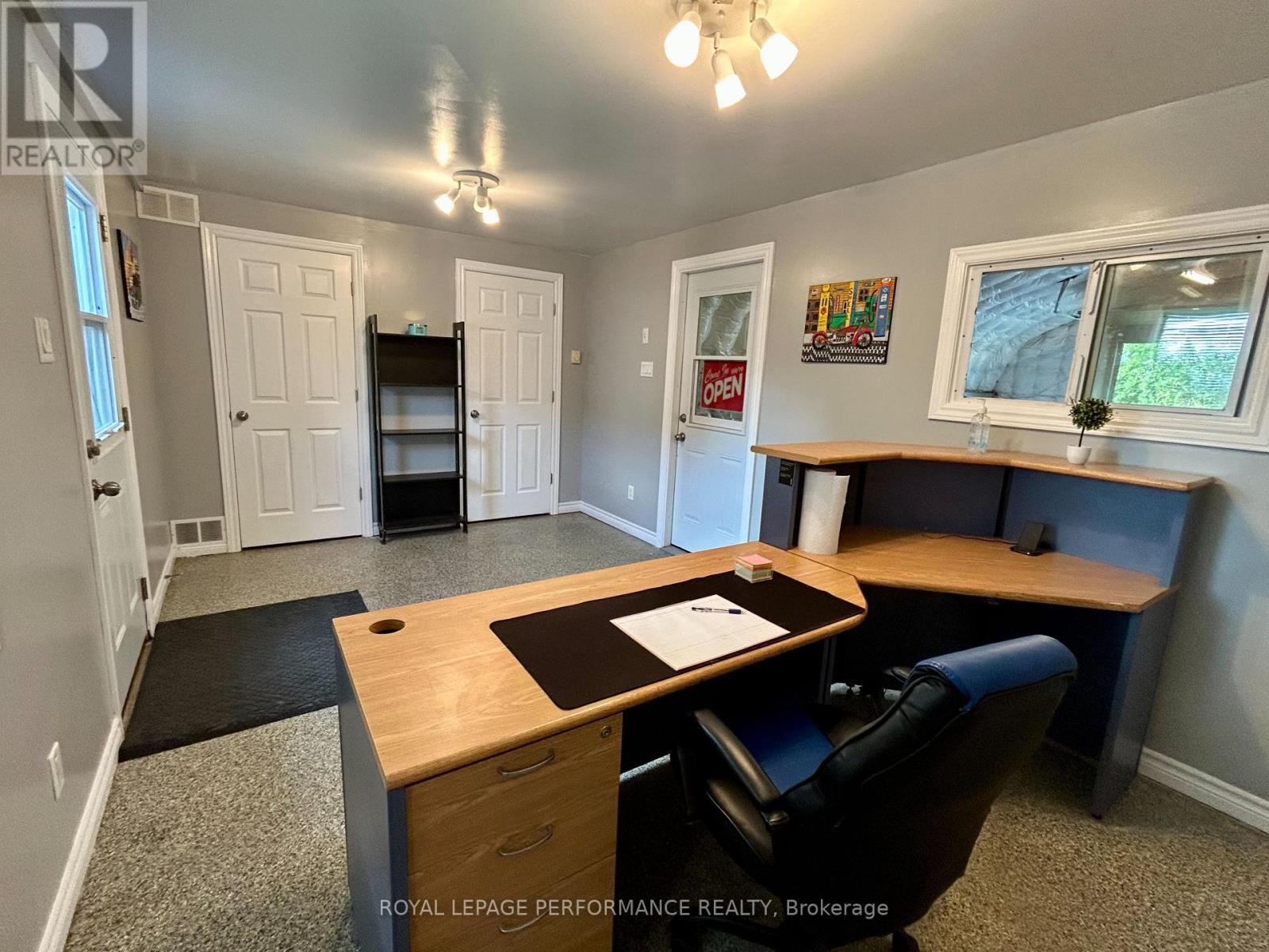 












1183 ROUTE 900 EAST E

,
The Nation,




Ontario
K0A3C0

