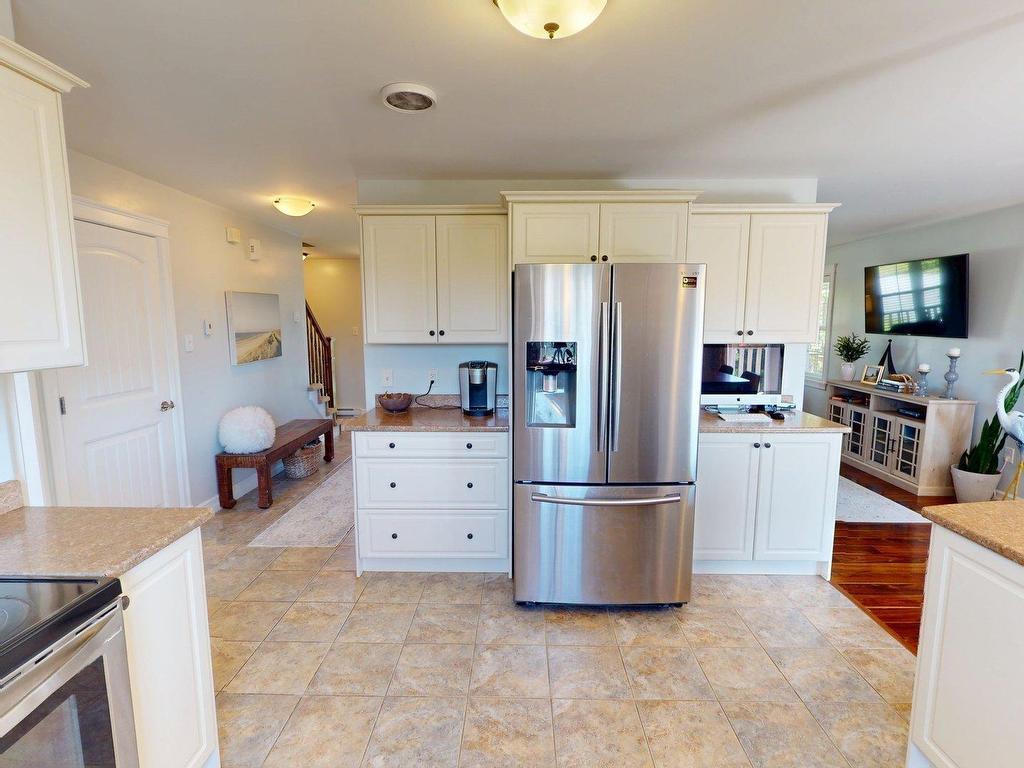












121 Greenough Drive

,
West Porters Lake,




NS
B3E 1L2

