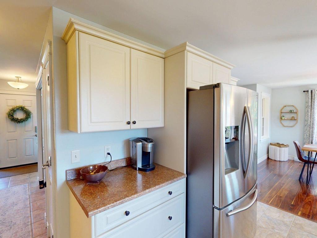 












121 Greenough Drive

,
West Porters Lake,




NS
B3E 1L2

