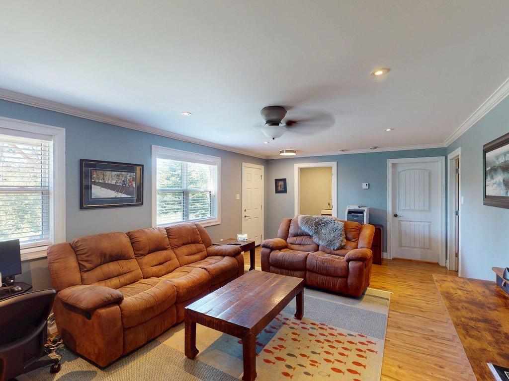 












121 Greenough Drive

,
West Porters Lake,




NS
B3E 1L2

