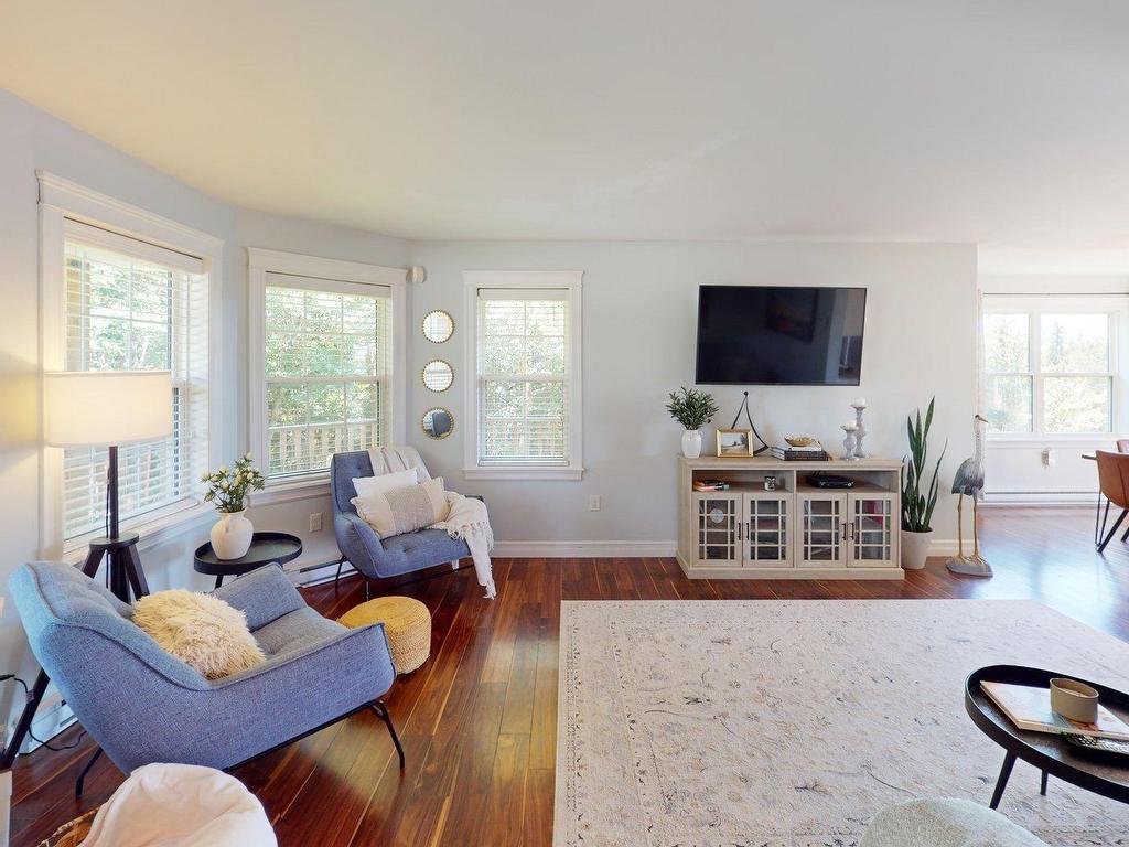 












121 Greenough Drive

,
West Porters Lake,




NS
B3E 1L2


