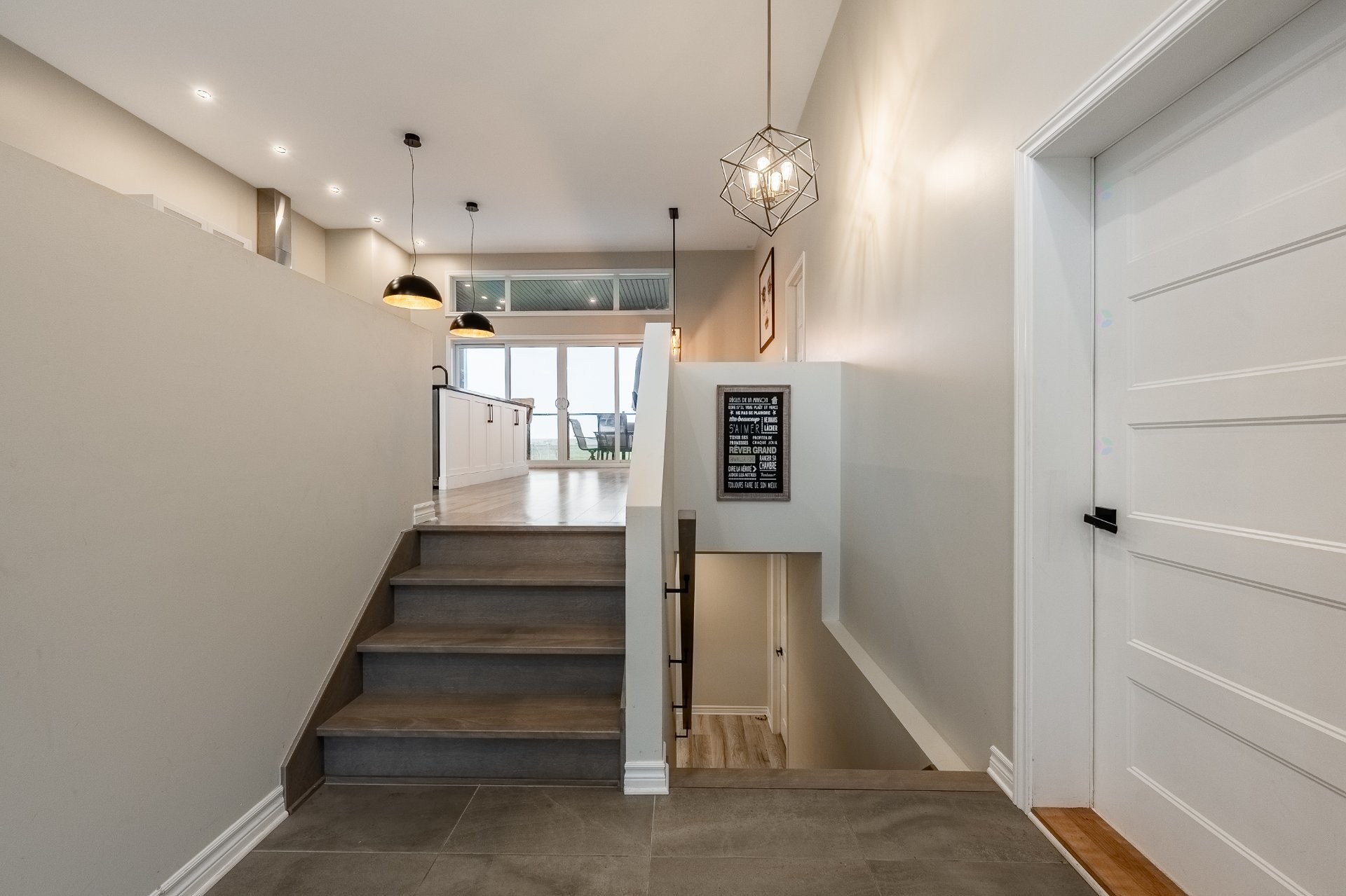 









60


Rue Archambault

,
Saint-Marc-sur-Richelieu,




QC
J0L2E0

