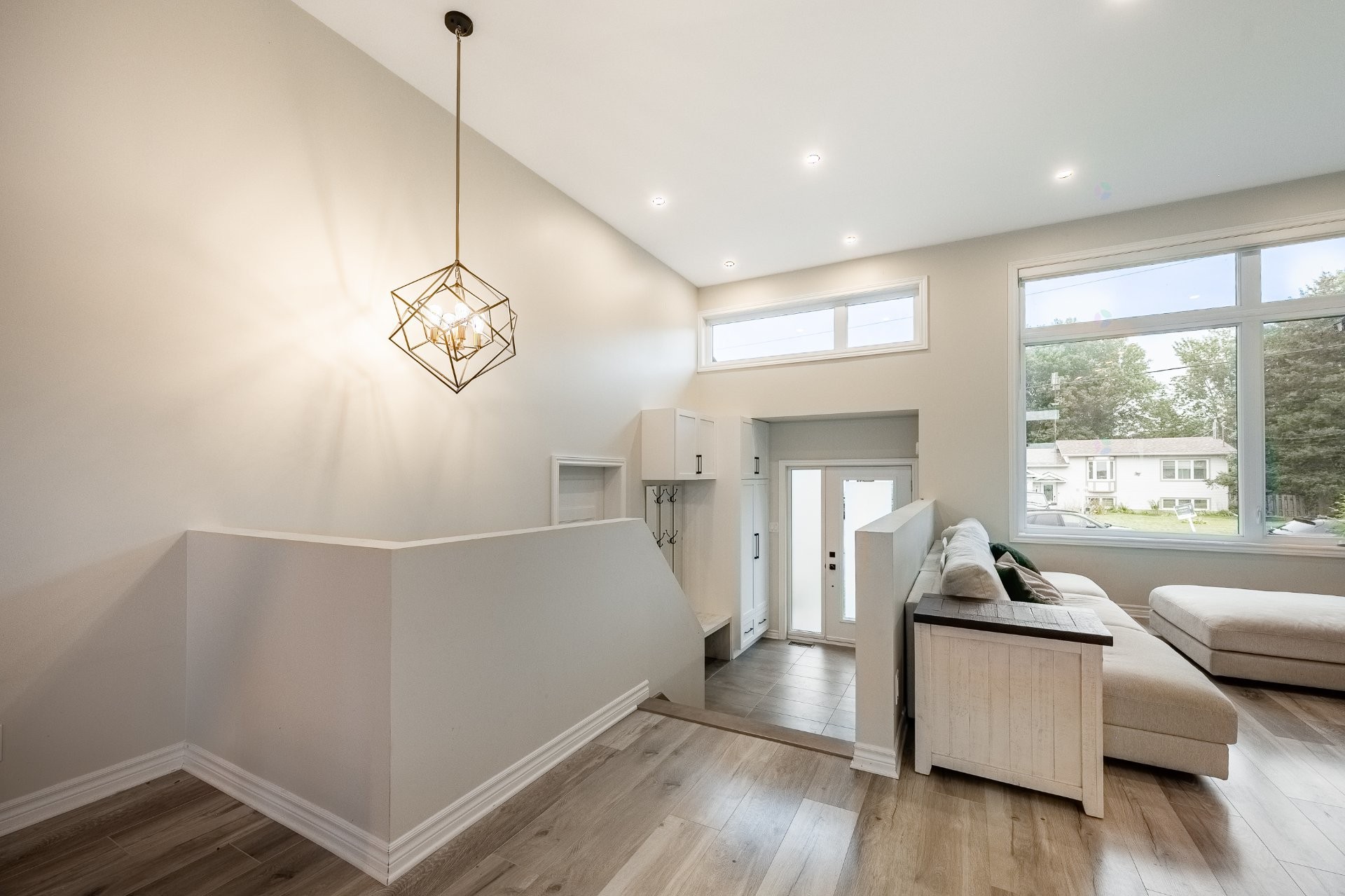 









60


Rue Archambault

,
Saint-Marc-sur-Richelieu,




QC
J0L2E0

