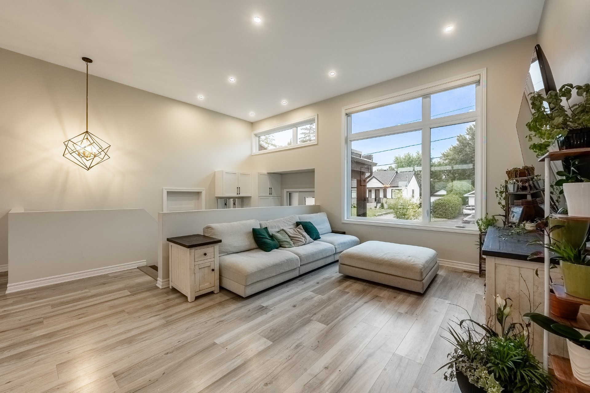 









60


Rue Archambault

,
Saint-Marc-sur-Richelieu,




QC
J0L2E0

