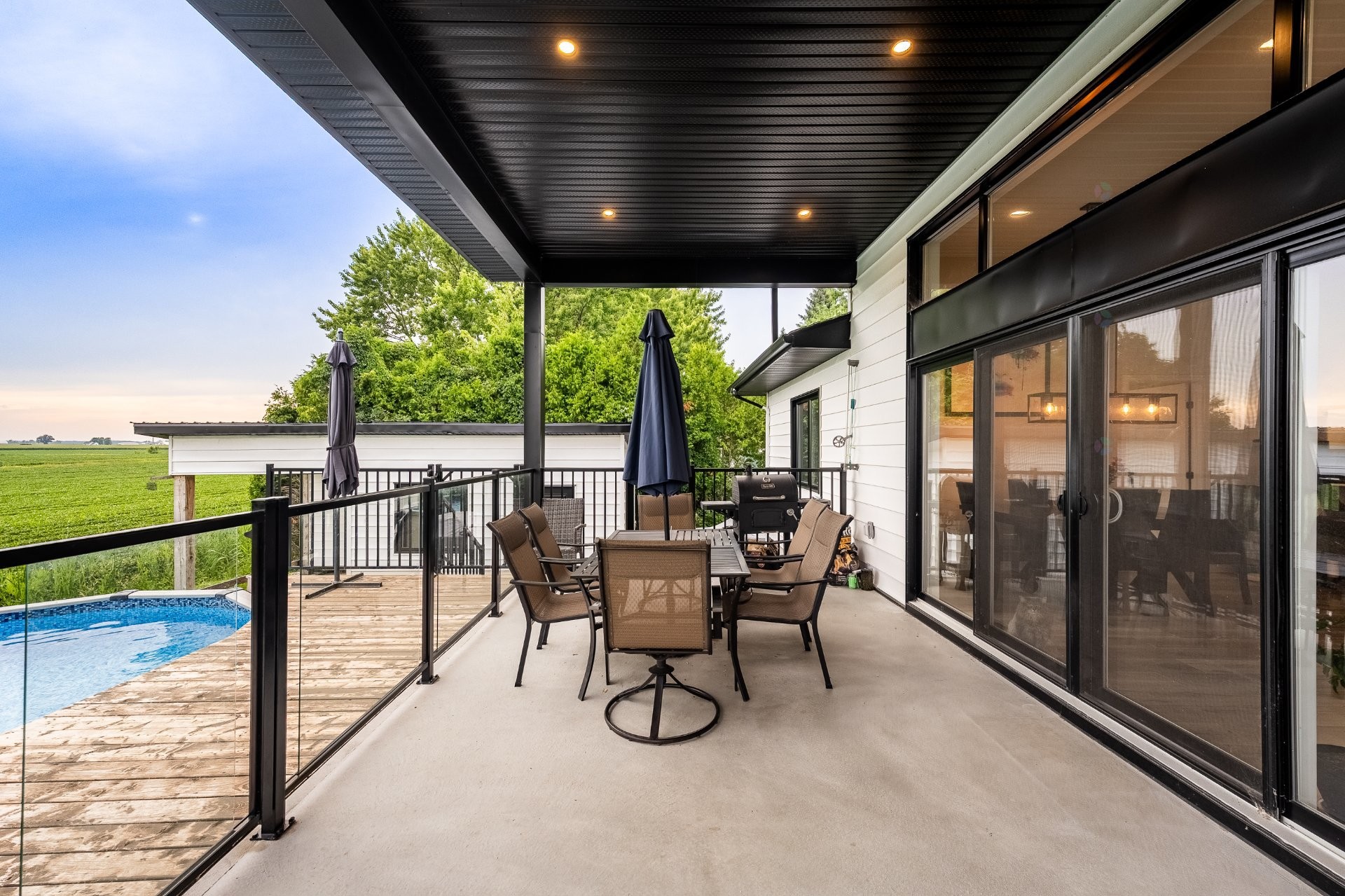 









60


Rue Archambault

,
Saint-Marc-sur-Richelieu,




QC
J0L2E0

