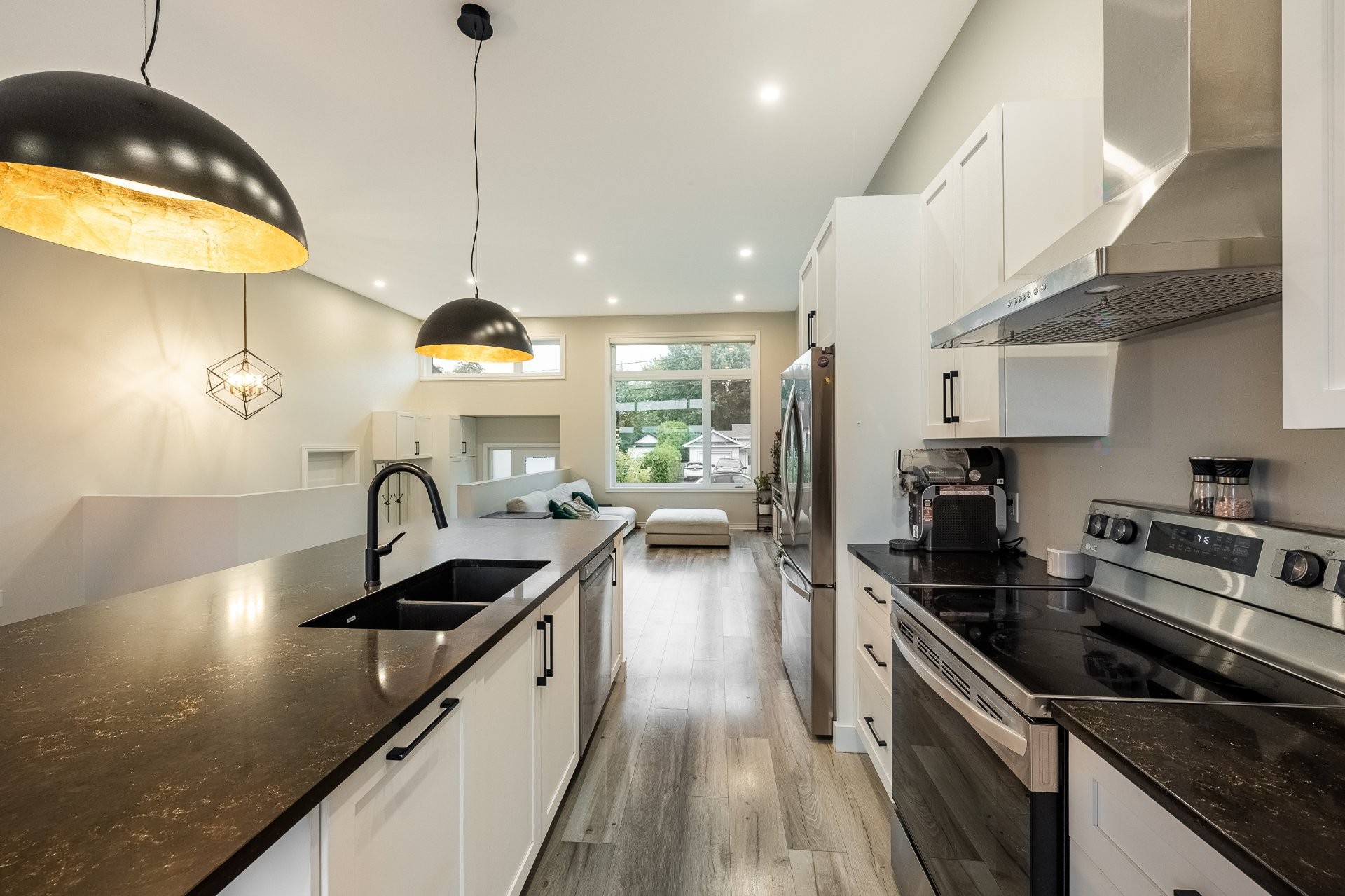 









60


Rue Archambault

,
Saint-Marc-sur-Richelieu,




QC
J0L2E0


