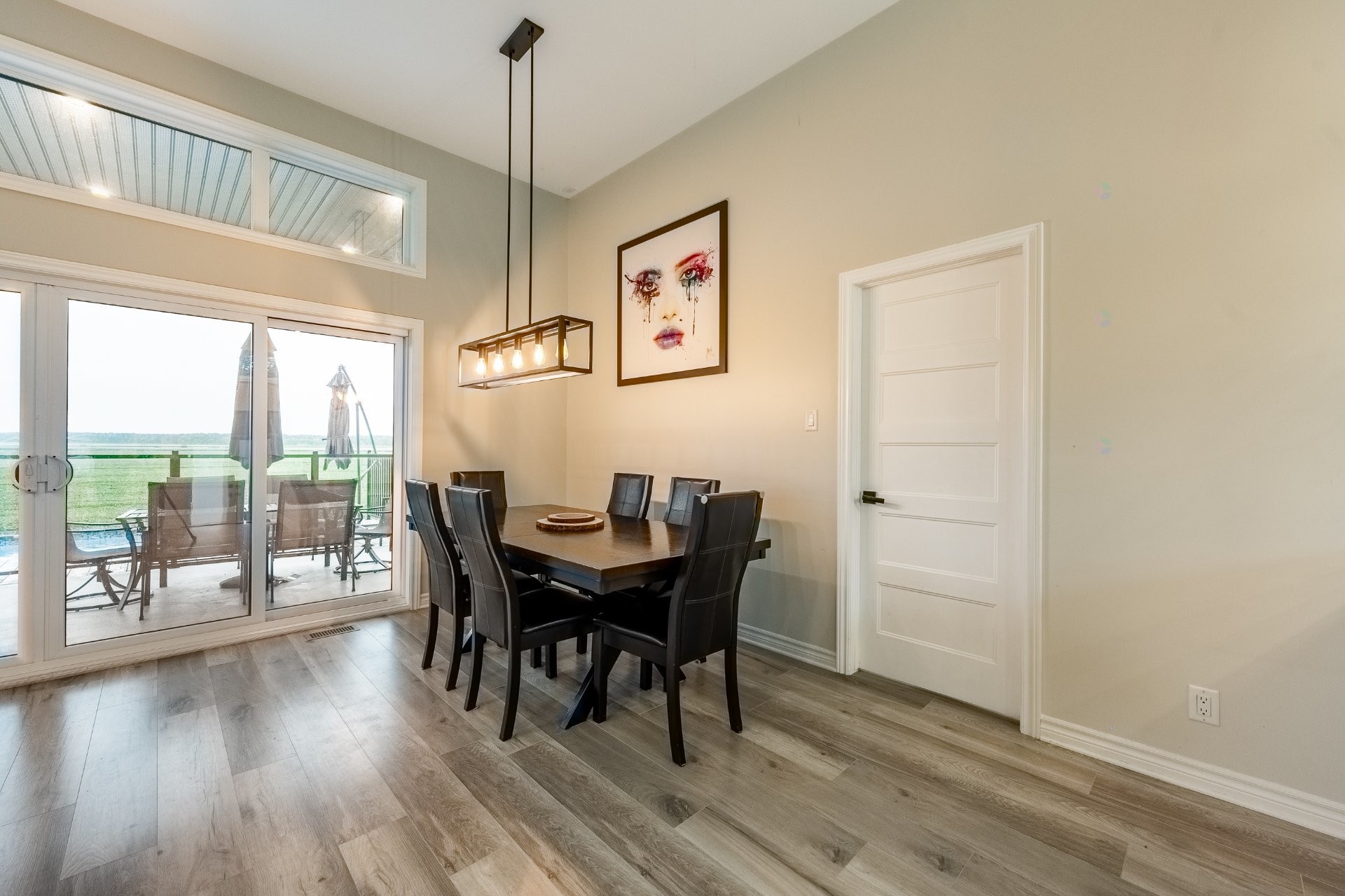 









60


Rue Archambault

,
Saint-Marc-sur-Richelieu,




QC
J0L2E0

