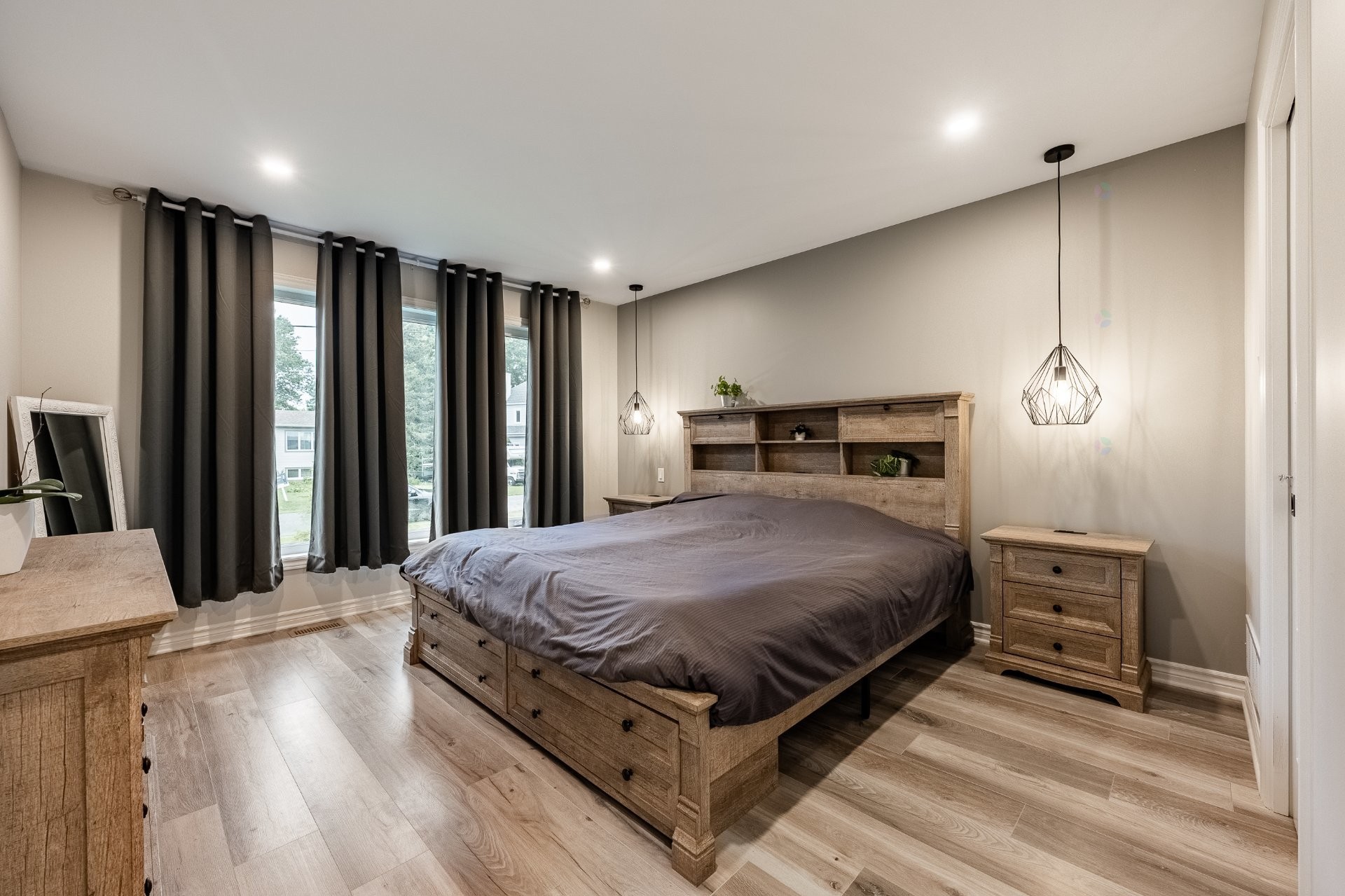 









60


Rue Archambault

,
Saint-Marc-sur-Richelieu,




QC
J0L2E0

