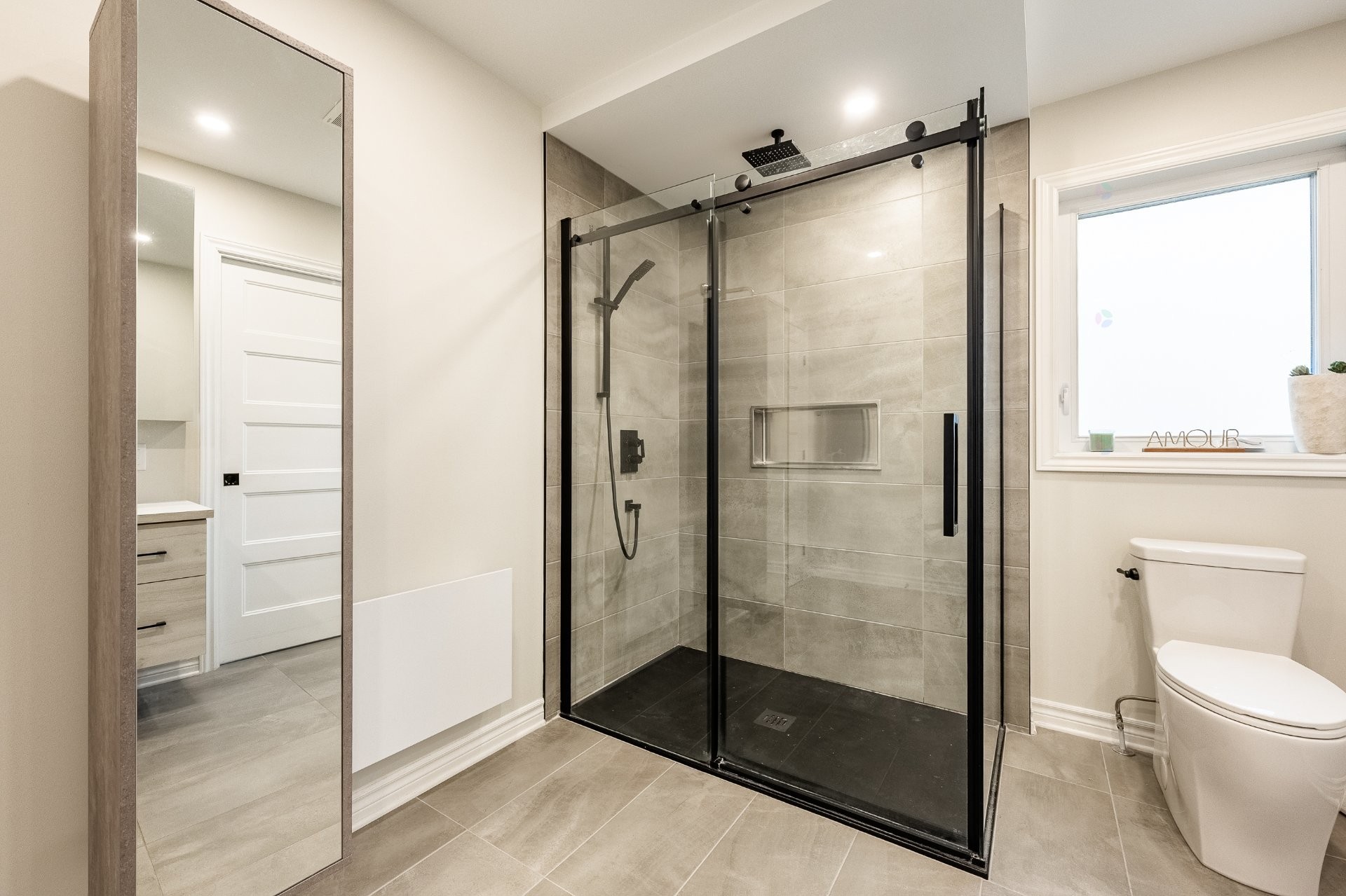 









60


Rue Archambault

,
Saint-Marc-sur-Richelieu,




QC
J0L2E0

