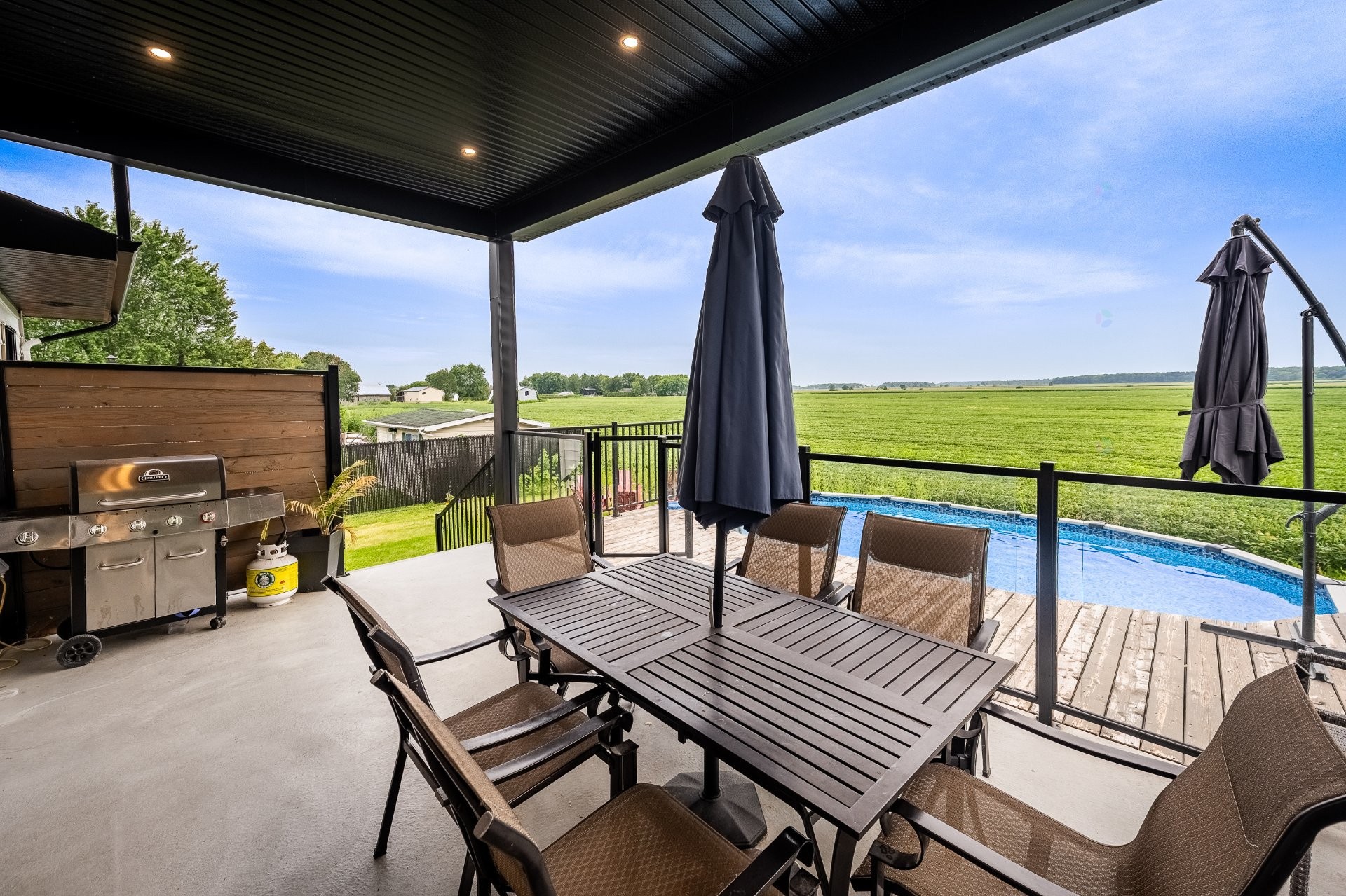 









60


Rue Archambault

,
Saint-Marc-sur-Richelieu,




QC
J0L2E0

