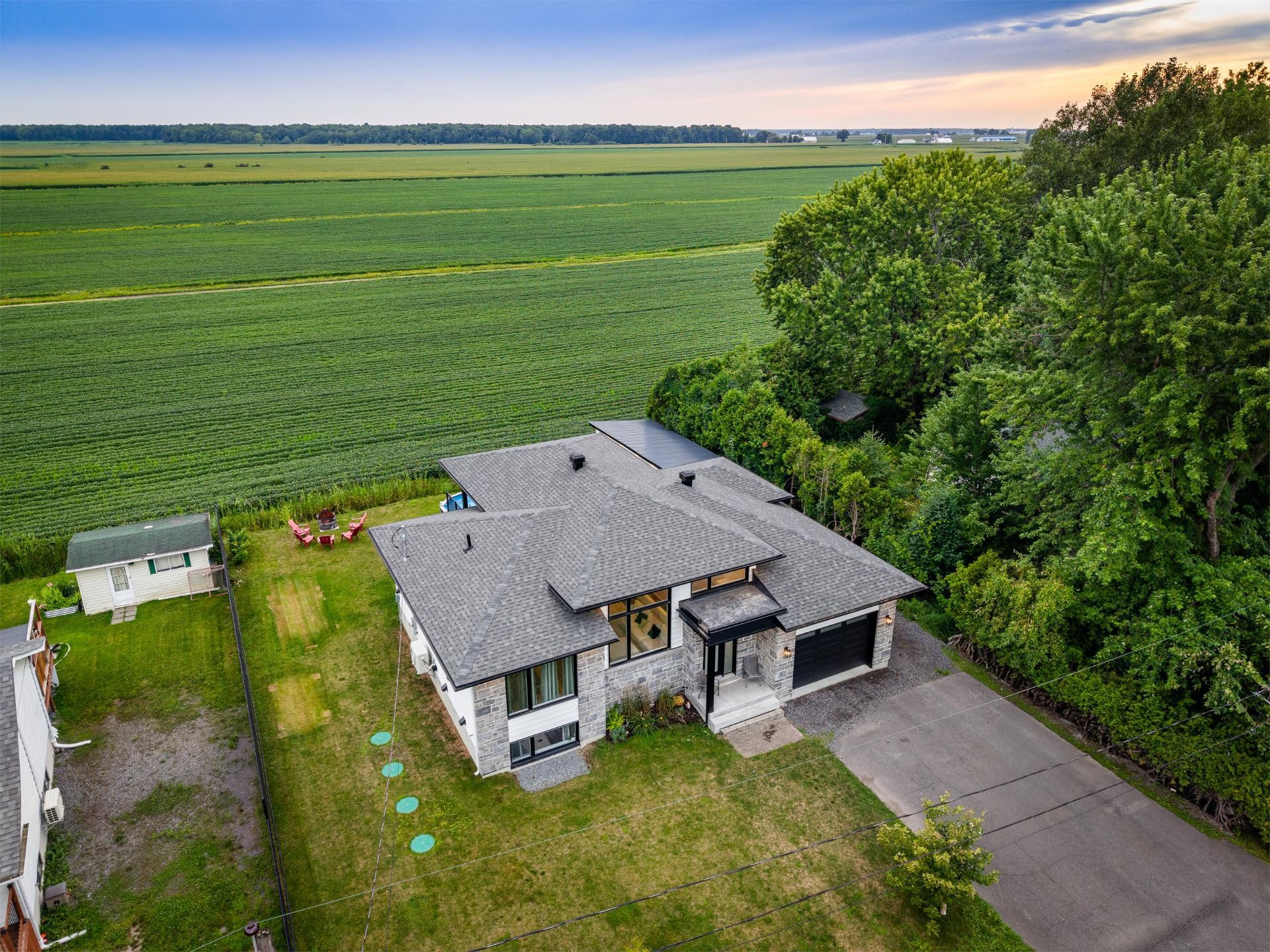 









60


Rue Archambault

,
Saint-Marc-sur-Richelieu,




QC
J0L2E0

