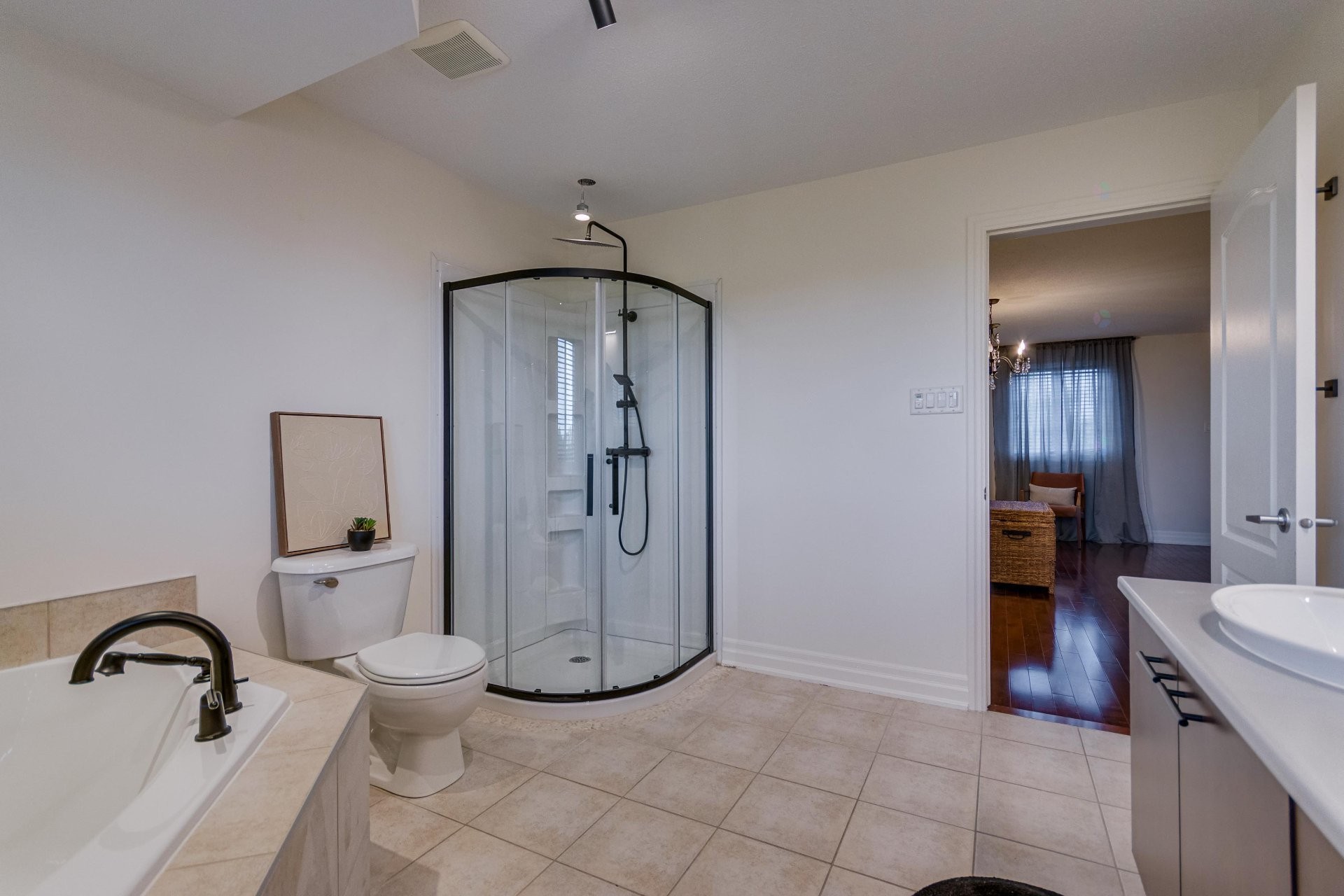 









220


Rue de Ganymède

,
Gatineau (Aylmer),




QC
J9J3Z3

