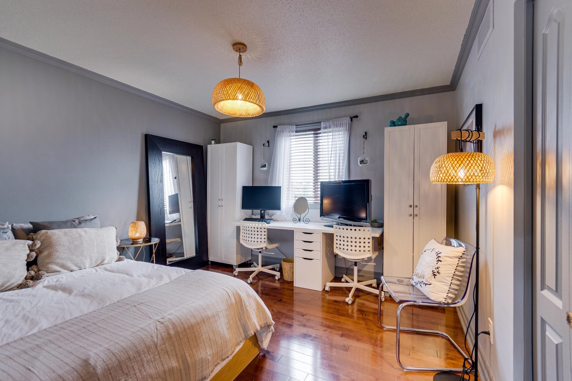 









220


Rue de Ganymède

,
Gatineau (Aylmer),




QC
J9J3Z3

