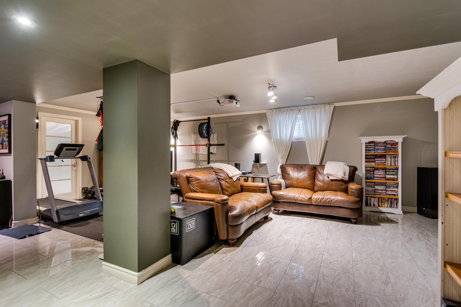 









220


Rue de Ganymède

,
Gatineau (Aylmer),




QC
J9J3Z3

