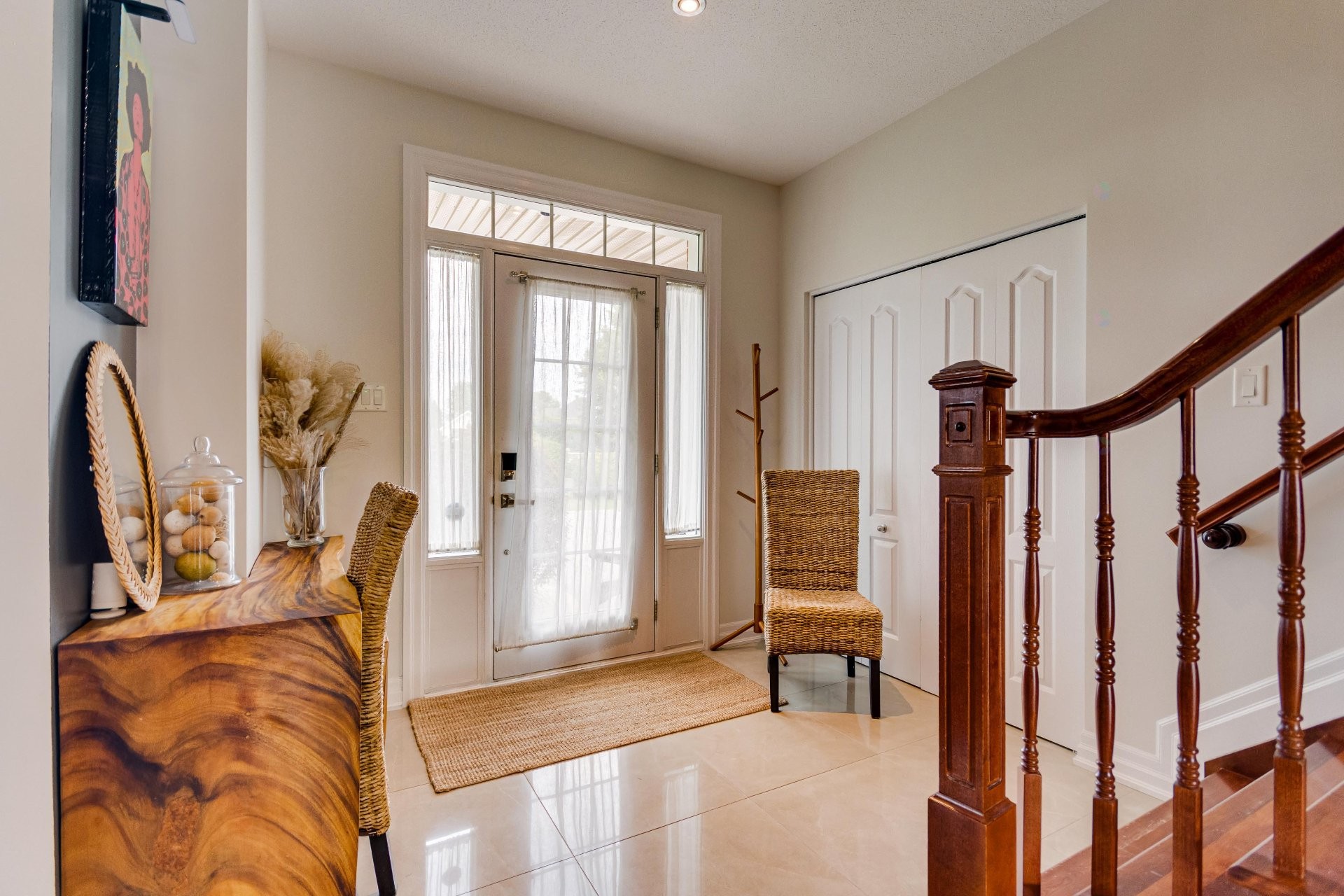 









220


Rue de Ganymède

,
Gatineau (Aylmer),




QC
J9J3Z3

