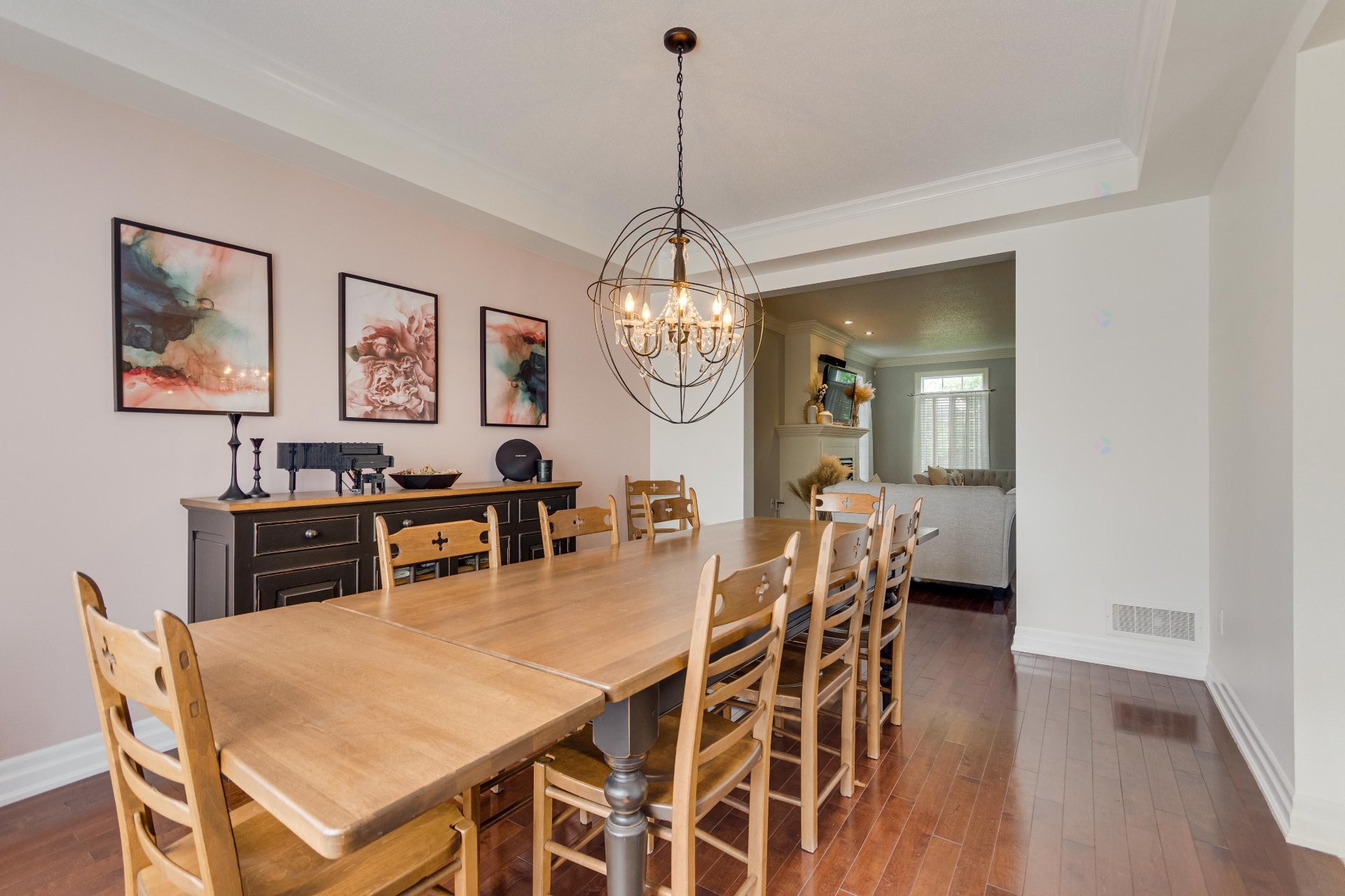 









220


Rue de Ganymède

,
Gatineau (Aylmer),




QC
J9J3Z3

