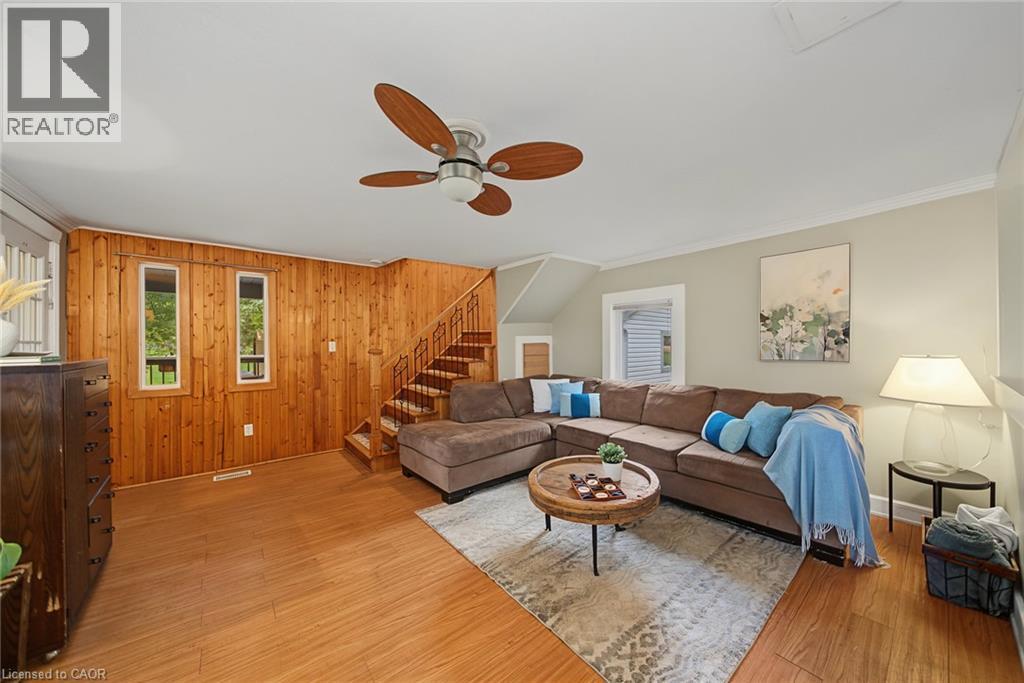 












43287 PETTIT Road

,
Wainfleet,




Ontario
L0S1V0

