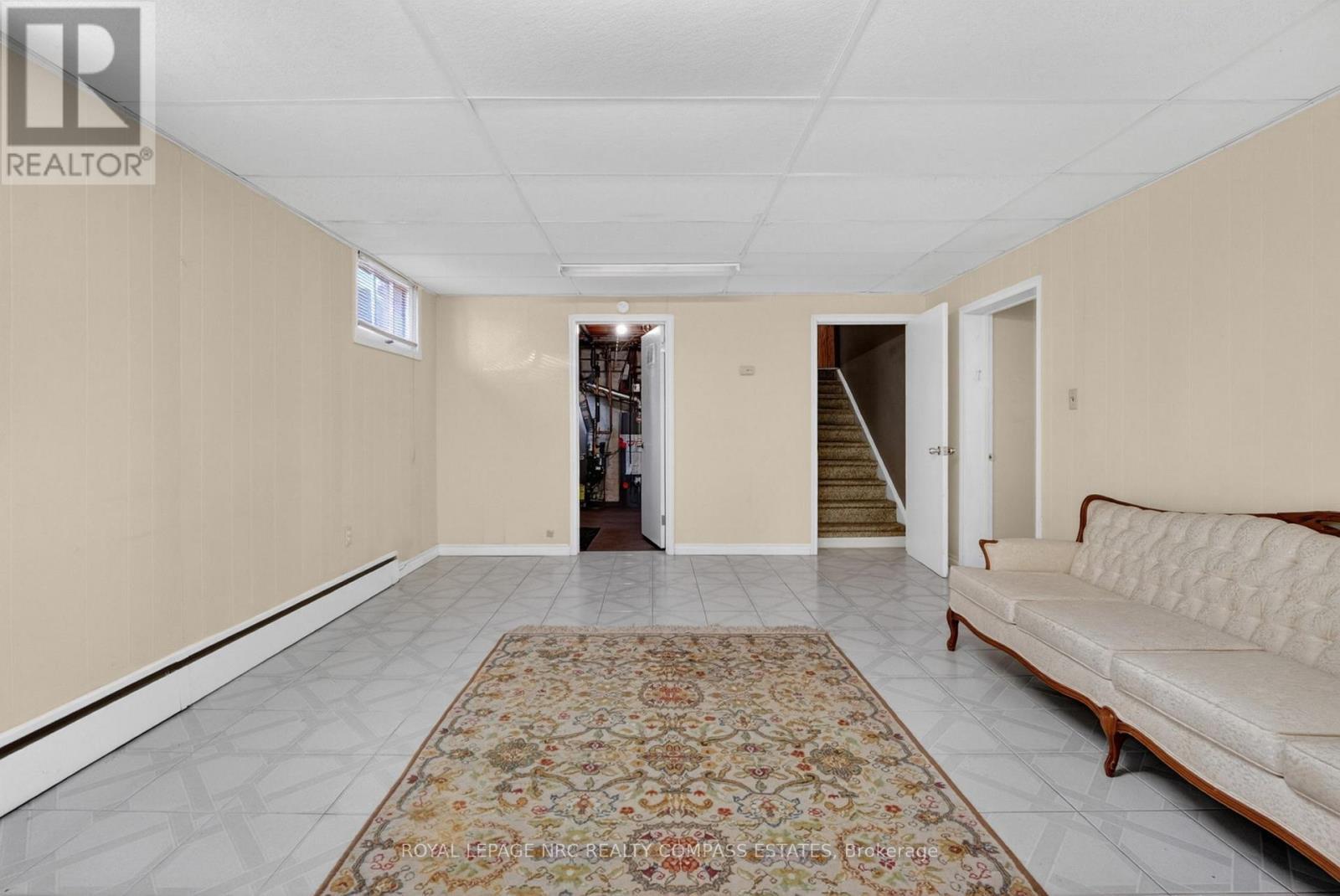 












6709 MONTROSE ROAD

,
Niagara Falls (West Wood),




Ontario
L2H0Z6

