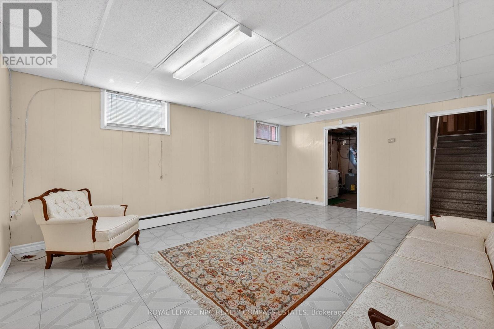 












6709 MONTROSE ROAD

,
Niagara Falls (West Wood),




Ontario
L2H0Z6

