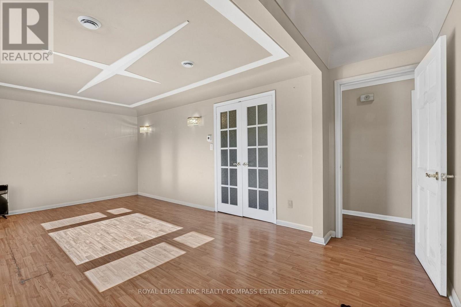 












6709 MONTROSE ROAD

,
Niagara Falls (West Wood),




Ontario
L2H0Z6

