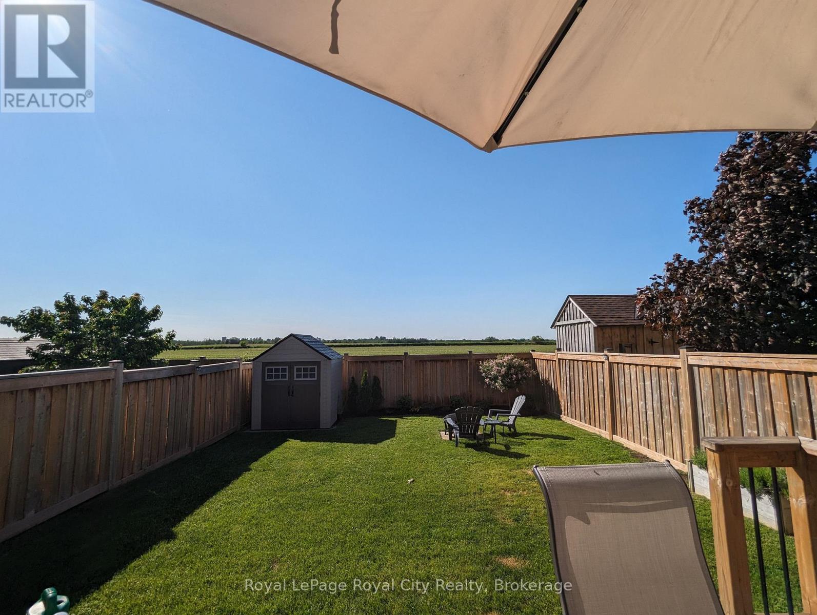 












113 COURTNEY STREET

,
Centre Wellington (Fergus),




Ontario
N1M0E3

