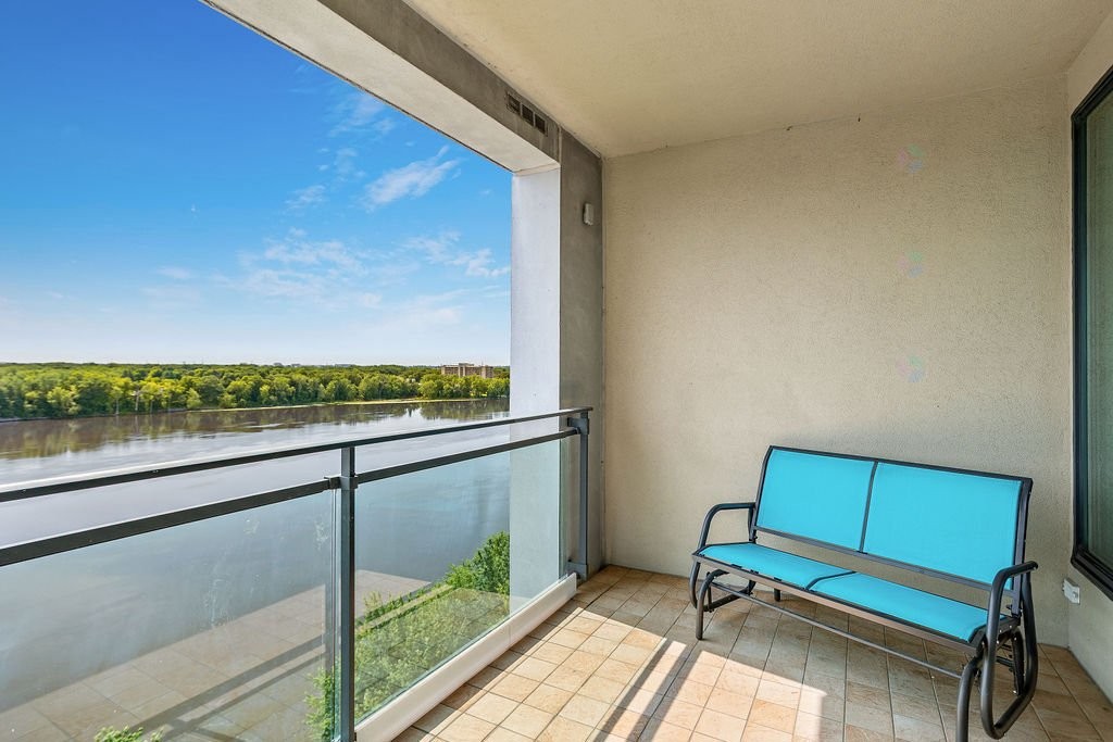 









4450


Prom. Paton

, 1215,
Laval (Chomedey),




QC
H7W5J7

