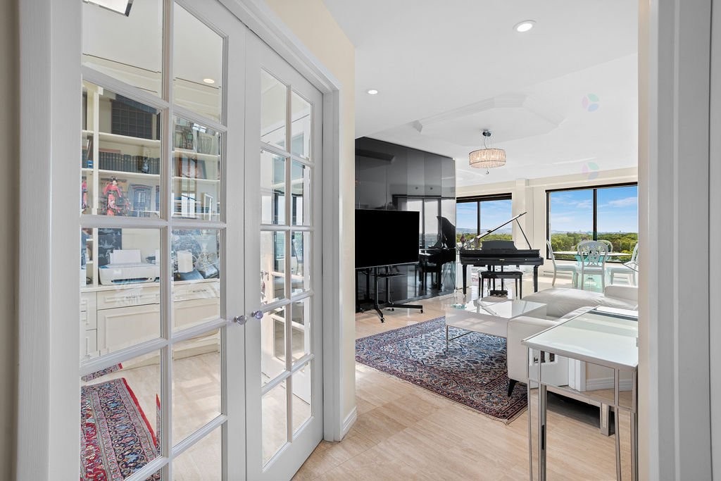 









4450


Prom. Paton

, 1215,
Laval (Chomedey),




QC
H7W5J7

