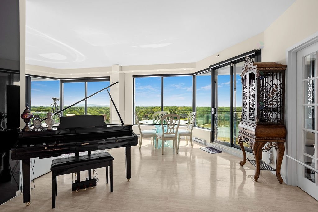 









4450


Prom. Paton

, 1215,
Laval (Chomedey),




QC
H7W5J7

