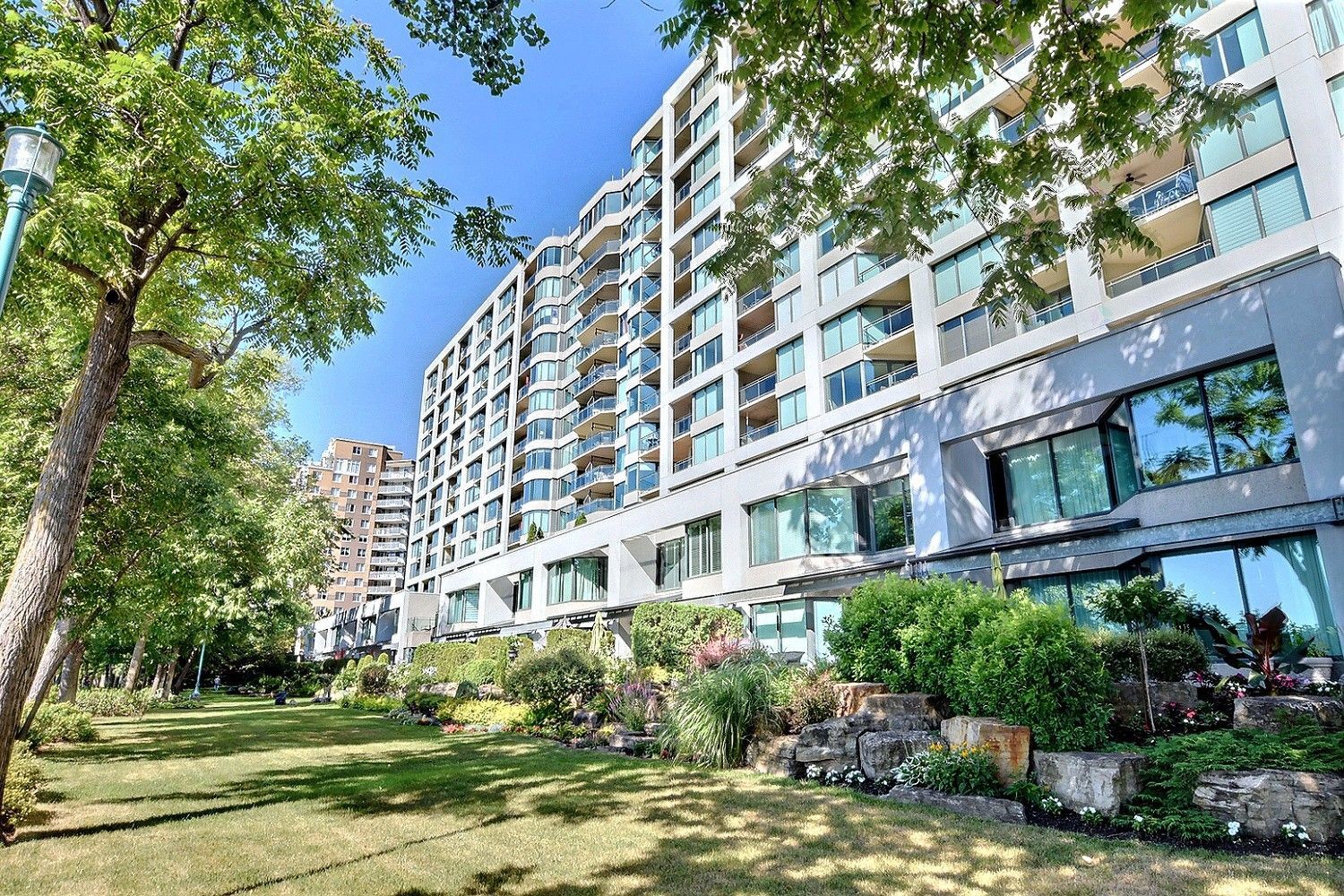 









4450


Prom. Paton

, 1215,
Laval (Chomedey),




QC
H7W5J7

