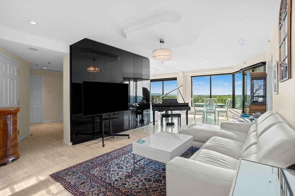 









4450


Prom. Paton

, 1215,
Laval (Chomedey),




QC
H7W5J7

