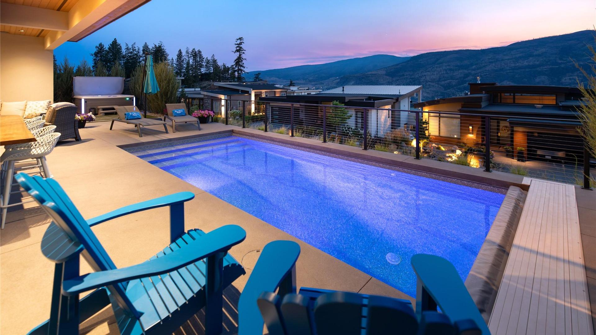









538


Clifton

Court,
Kelowna,




BC
V1V 0B7

