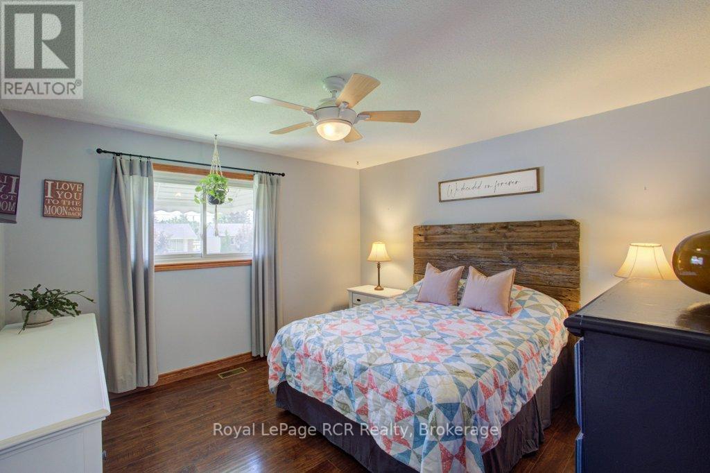 












280 DOMVILLE STREET

,
Wellington North (Arthur),




Ontario
N0G1A0

