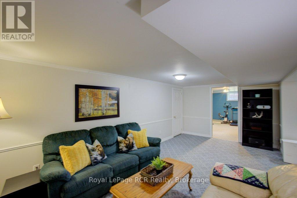 












280 DOMVILLE STREET

,
Wellington North (Arthur),




Ontario
N0G1A0

