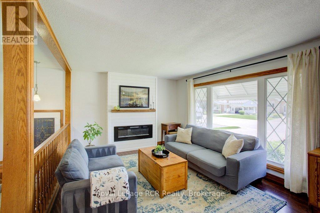 












280 DOMVILLE STREET

,
Wellington North (Arthur),




Ontario
N0G1A0

