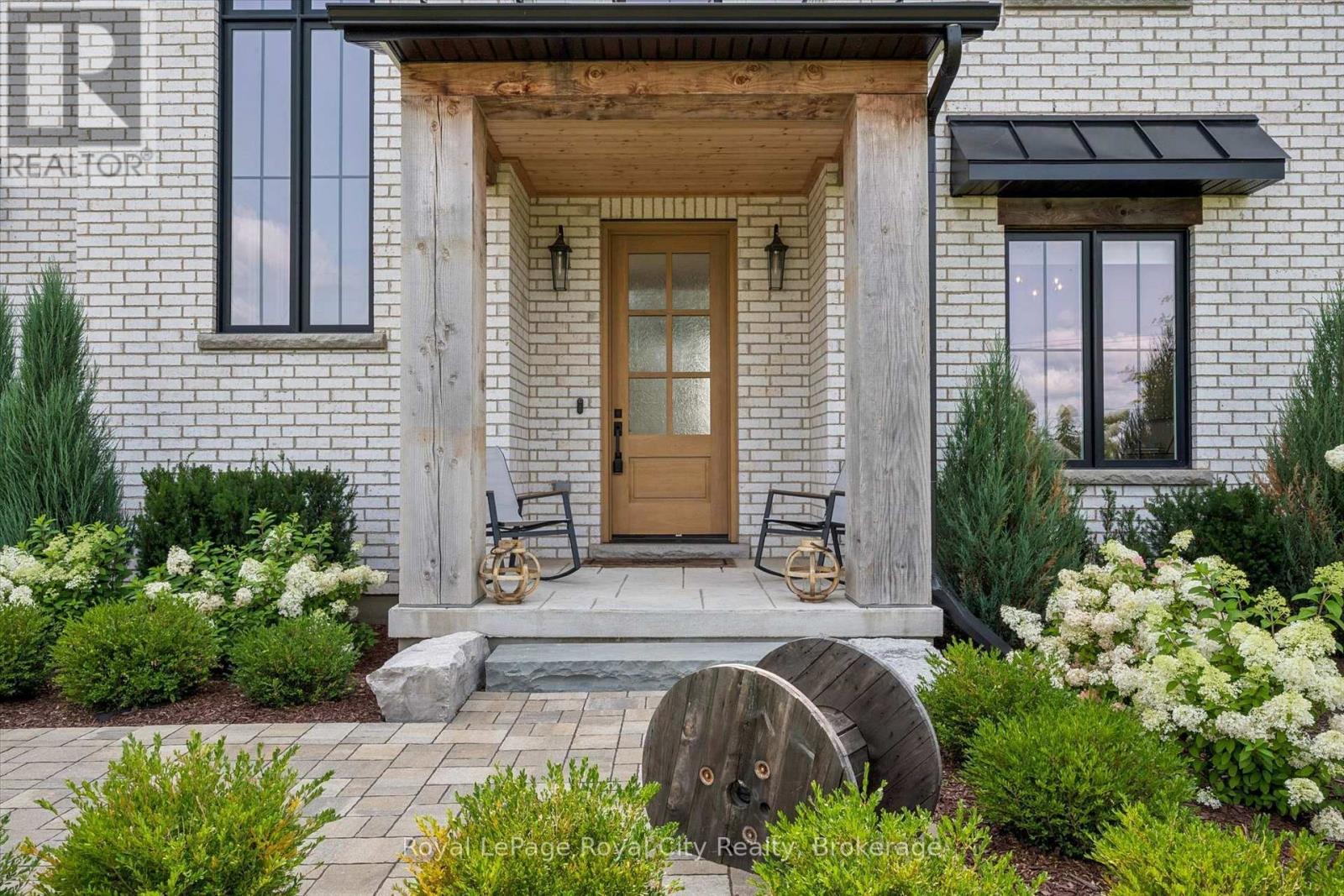 












6804 GERRIE ROAD

,
Centre Wellington,




Ontario
N0B1S0

