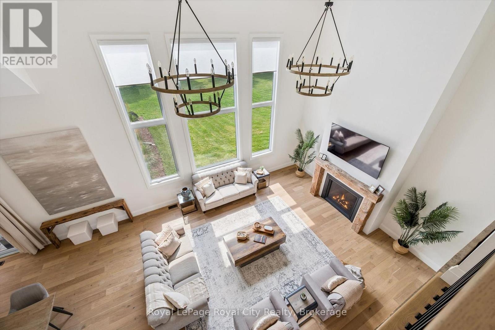 












6804 GERRIE ROAD

,
Centre Wellington,




Ontario
N0B1S0

