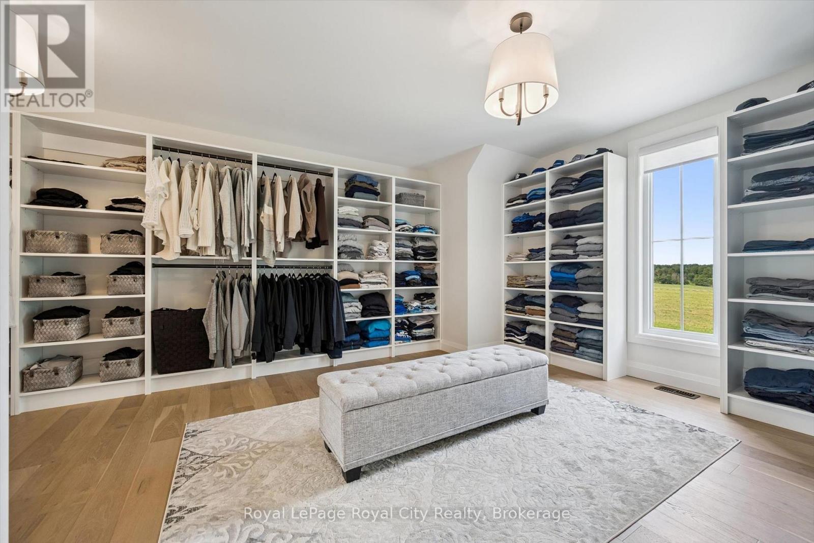 












6804 GERRIE ROAD

,
Centre Wellington,




Ontario
N0B1S0

