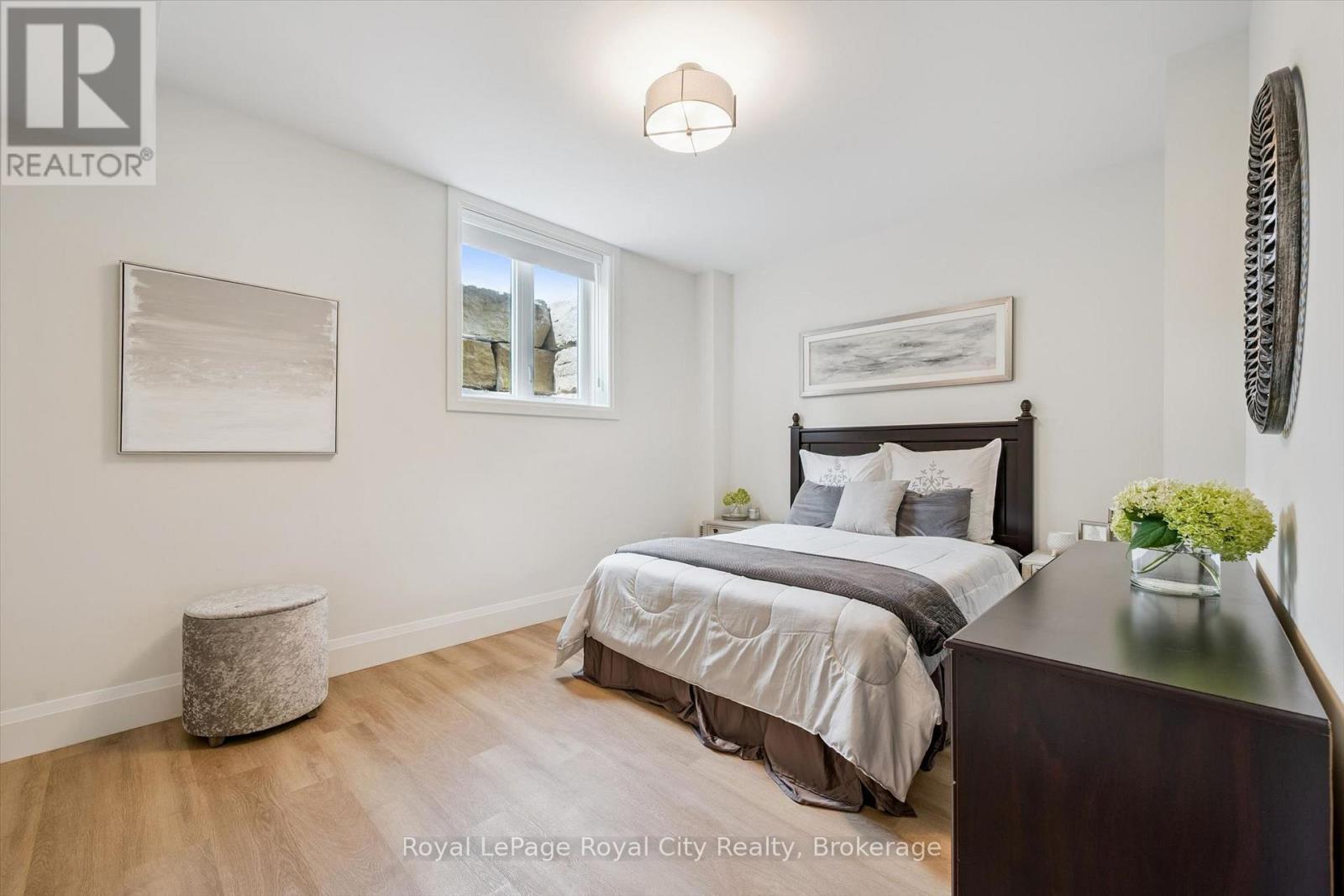 












6804 GERRIE ROAD

,
Centre Wellington,




Ontario
N0B1S0

