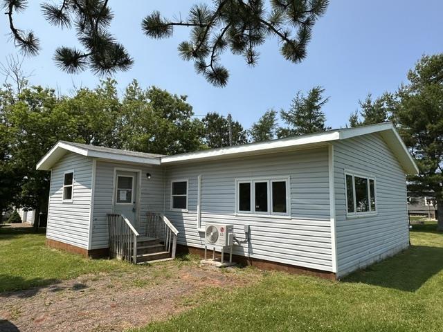 












733 Cardinal

,
Summerside,




PE
C1N 4X5

