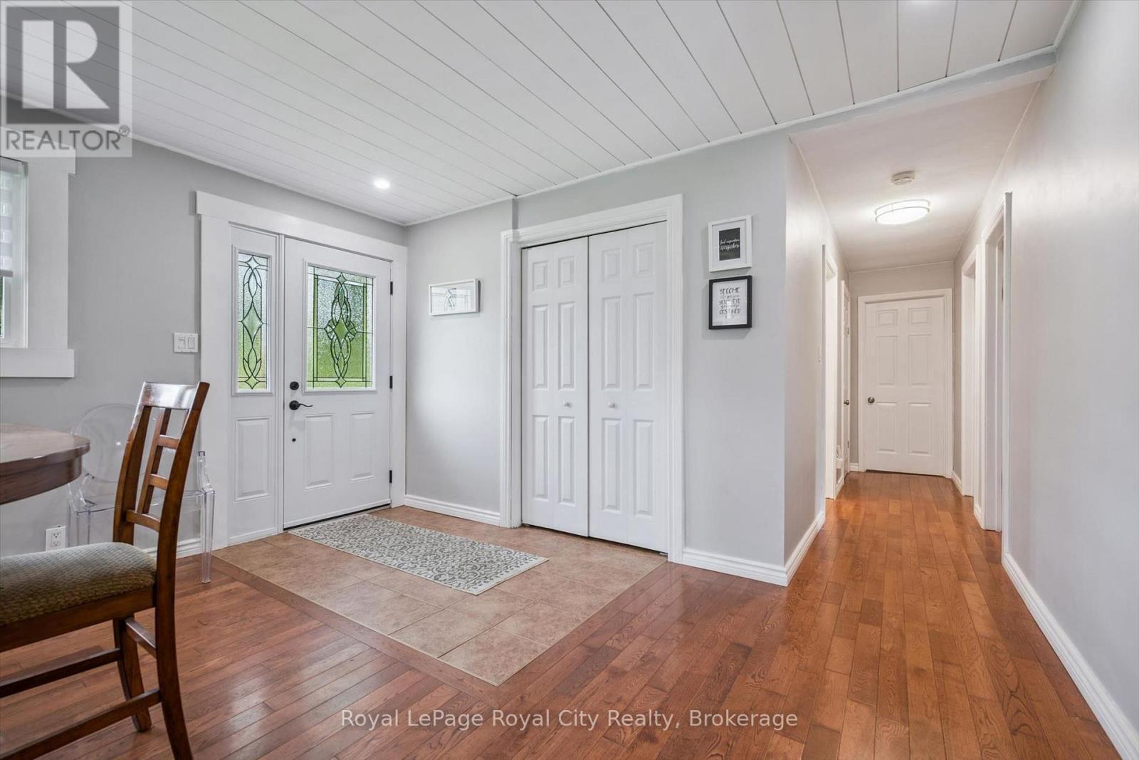 












6167 GUELPH STREET

,
Centre Wellington,




Ontario
N0B1S0

