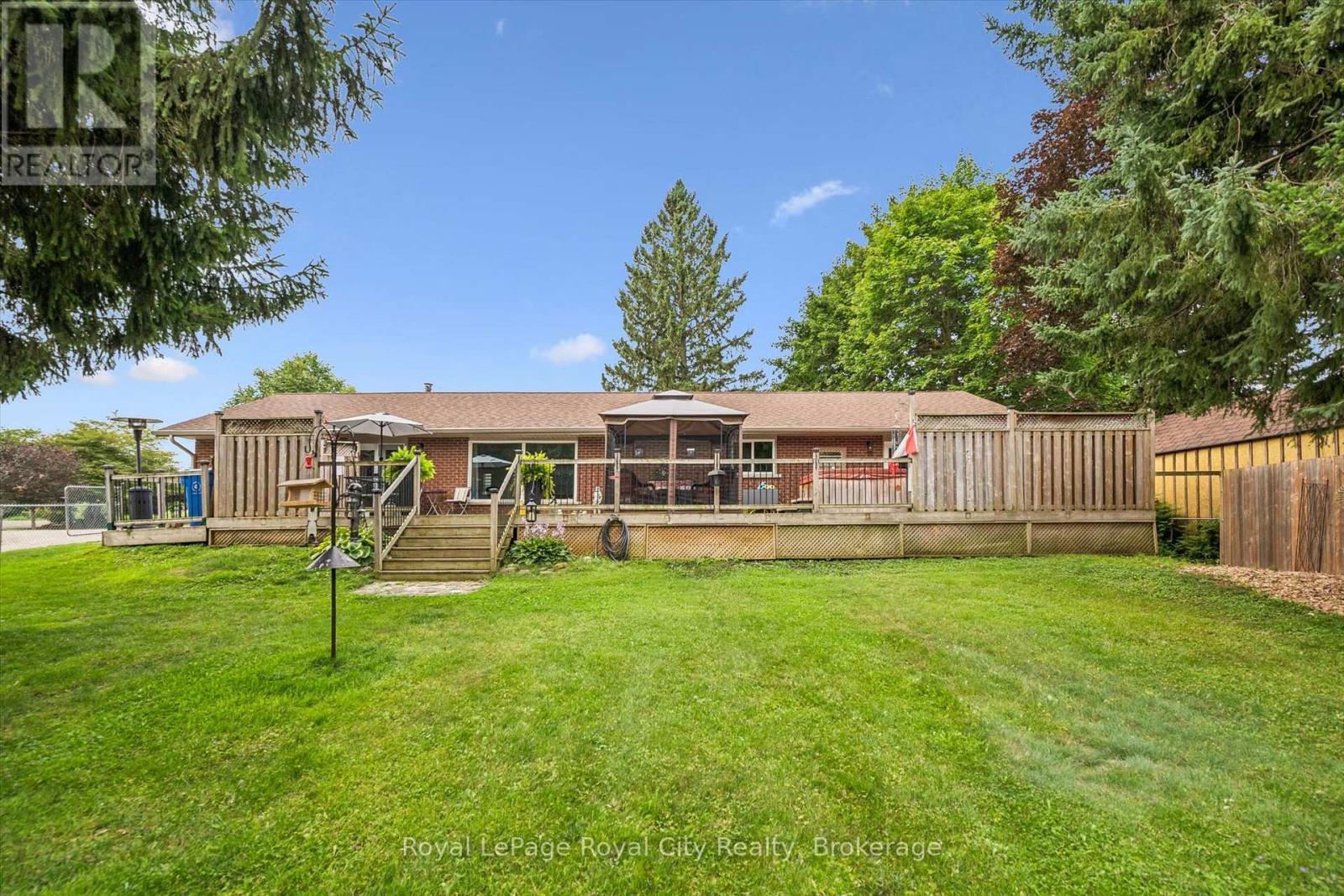 












6167 GUELPH STREET

,
Centre Wellington,




Ontario
N0B1S0

