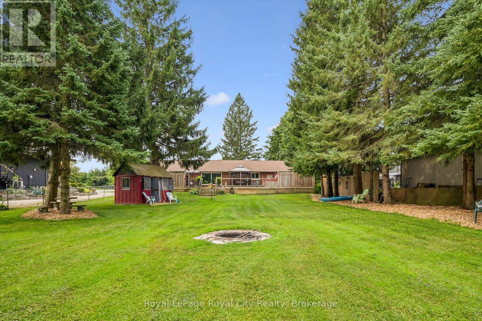 












6167 GUELPH STREET

,
Centre Wellington,




Ontario
N0B1S0

